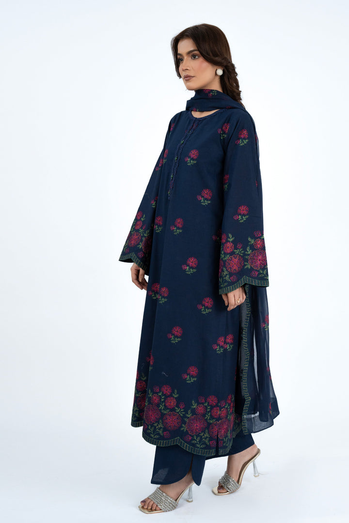 EMBROIDERED LAWN 3 PCS (UNSTITCHED)