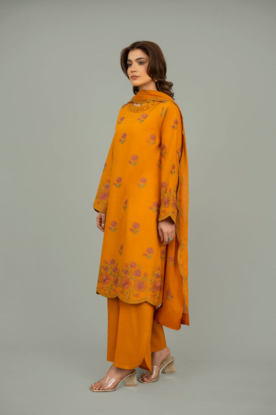 EMBROIDERED LAWN 3 PCS (UNSTITCHED)