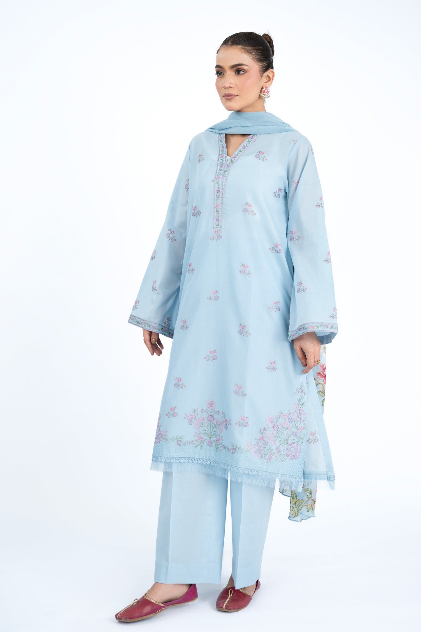 EMBROIDERED & PRINTED LAWN 3 PCS (UNSTITCHED)