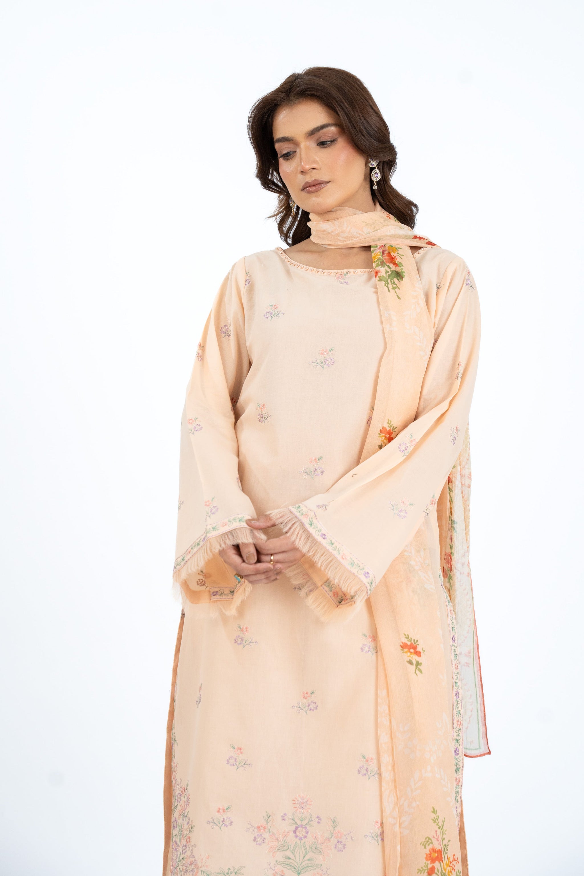 EMBROIDERED & PRINTED LAWN 3 PCS (UNSTITCHED)