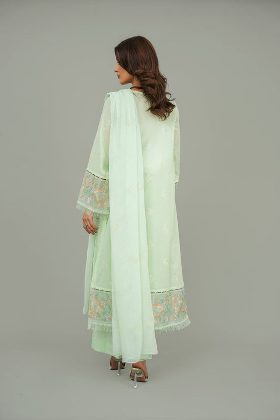 EMBROIDERED LAWN 3 PCS (UNSTITCHED)