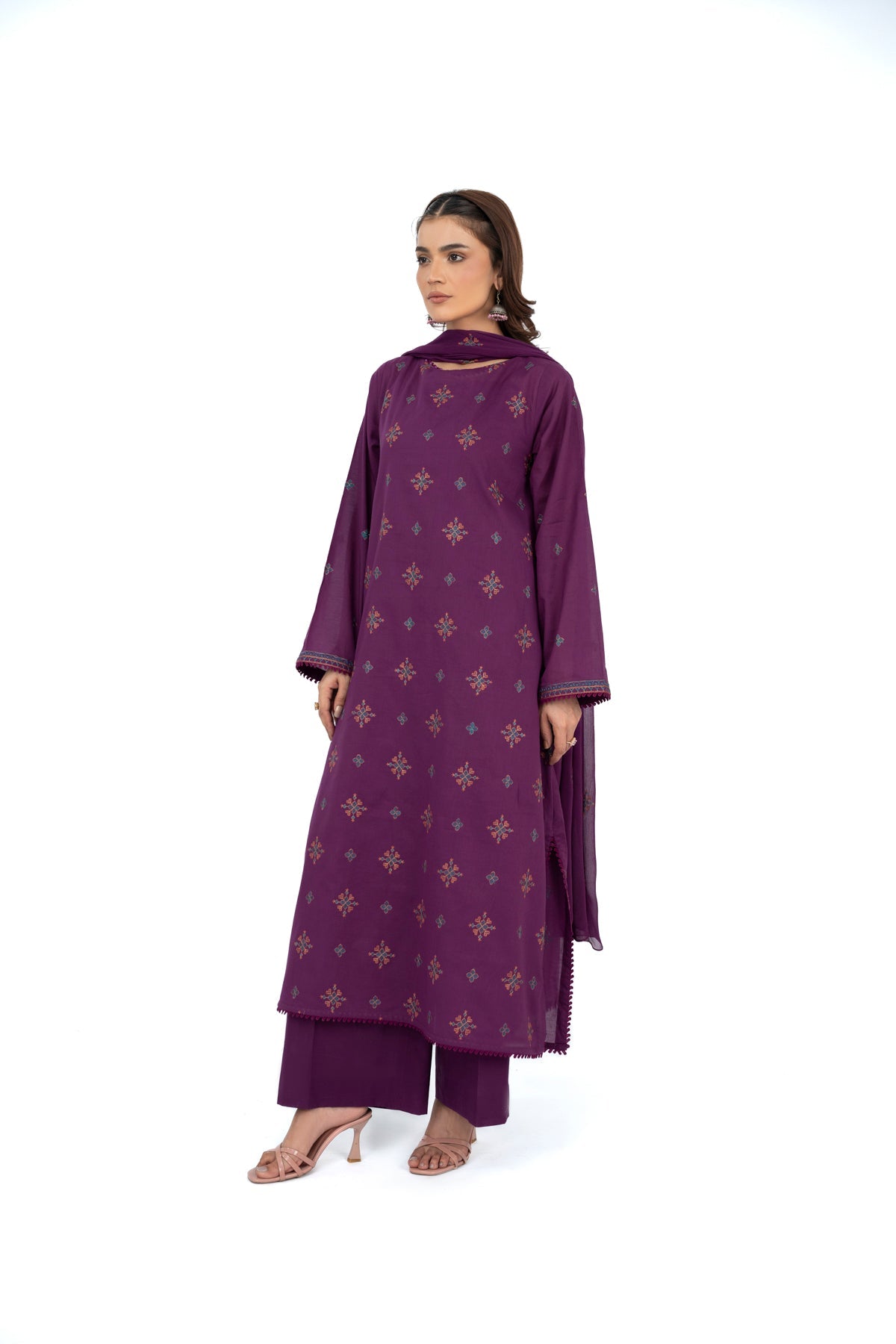 EMBROIDERED LAWN 3 PCS (UNSTITCHED)