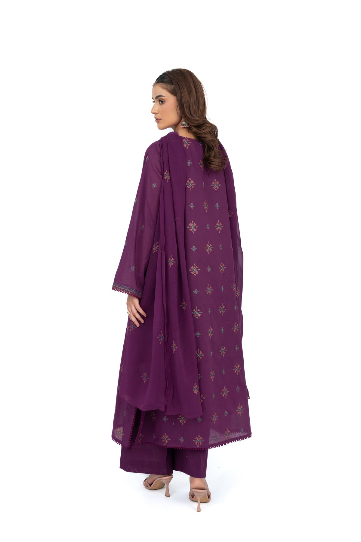 EMBROIDERED LAWN 3 PCS (UNSTITCHED)
