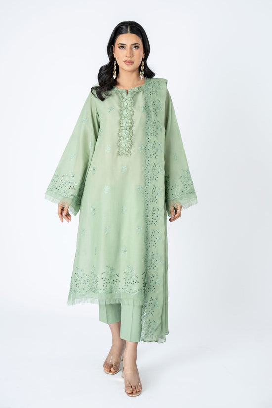EMBROIDERED LAWN 3 PCS (UNSTITCHED)