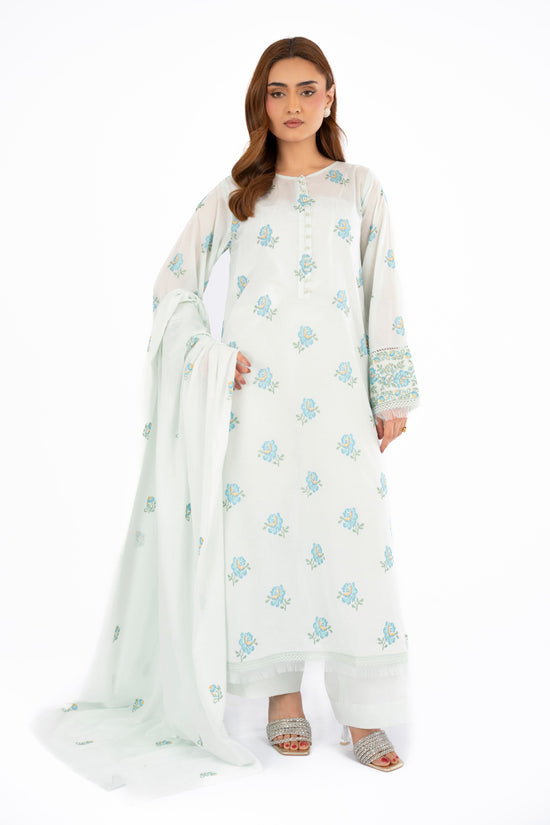 EMBROIDERED LAWN 3 PCS (UNSTITCHED)