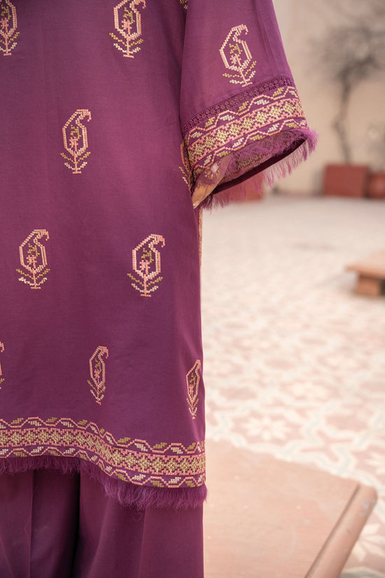 EMBROIDERED LAWN 2 PCS (UNSTITCHED)