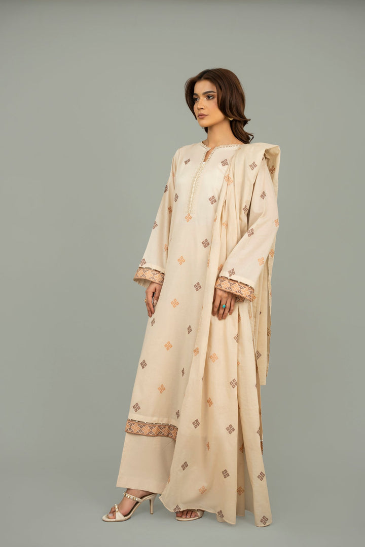EMBROIDERED LAWN 3 PCS (UNSTITCHED)