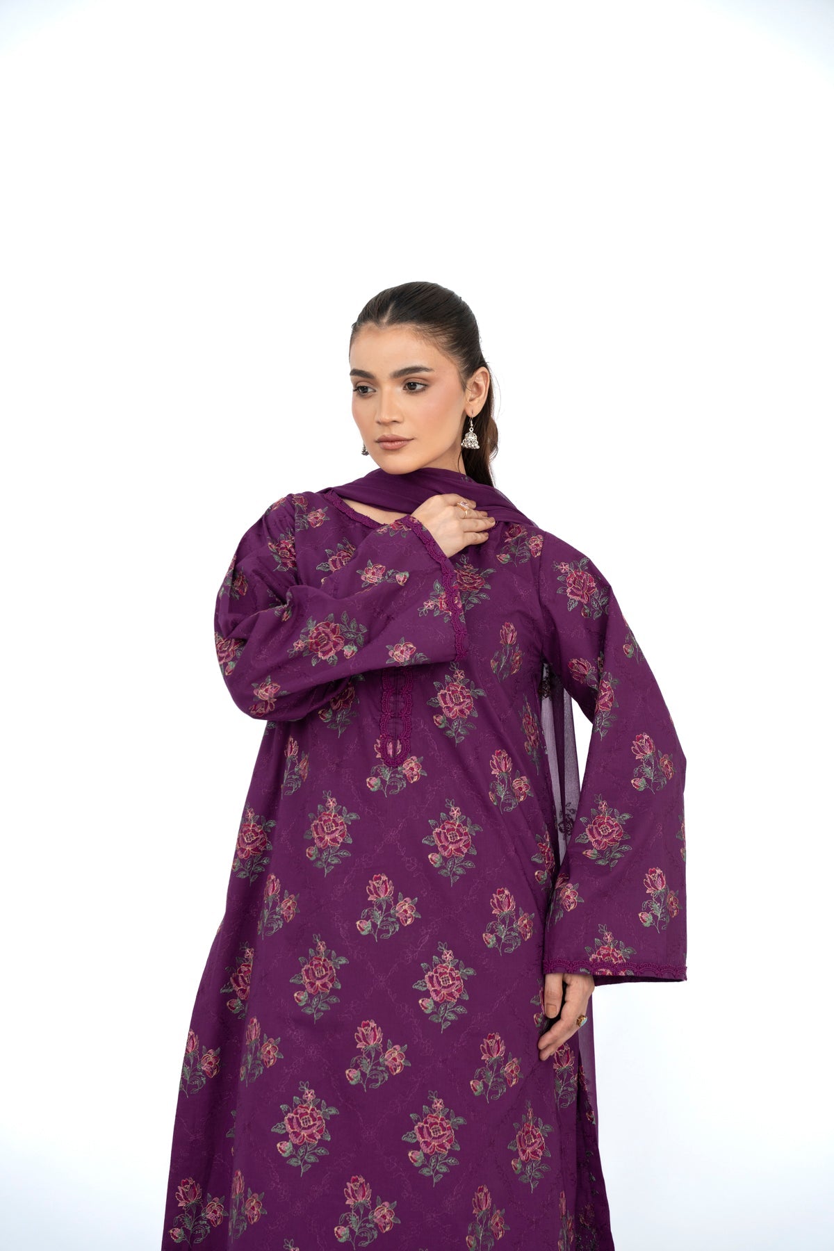EMBROIDERED LAWN 3 PCS (UNSTITCHED)