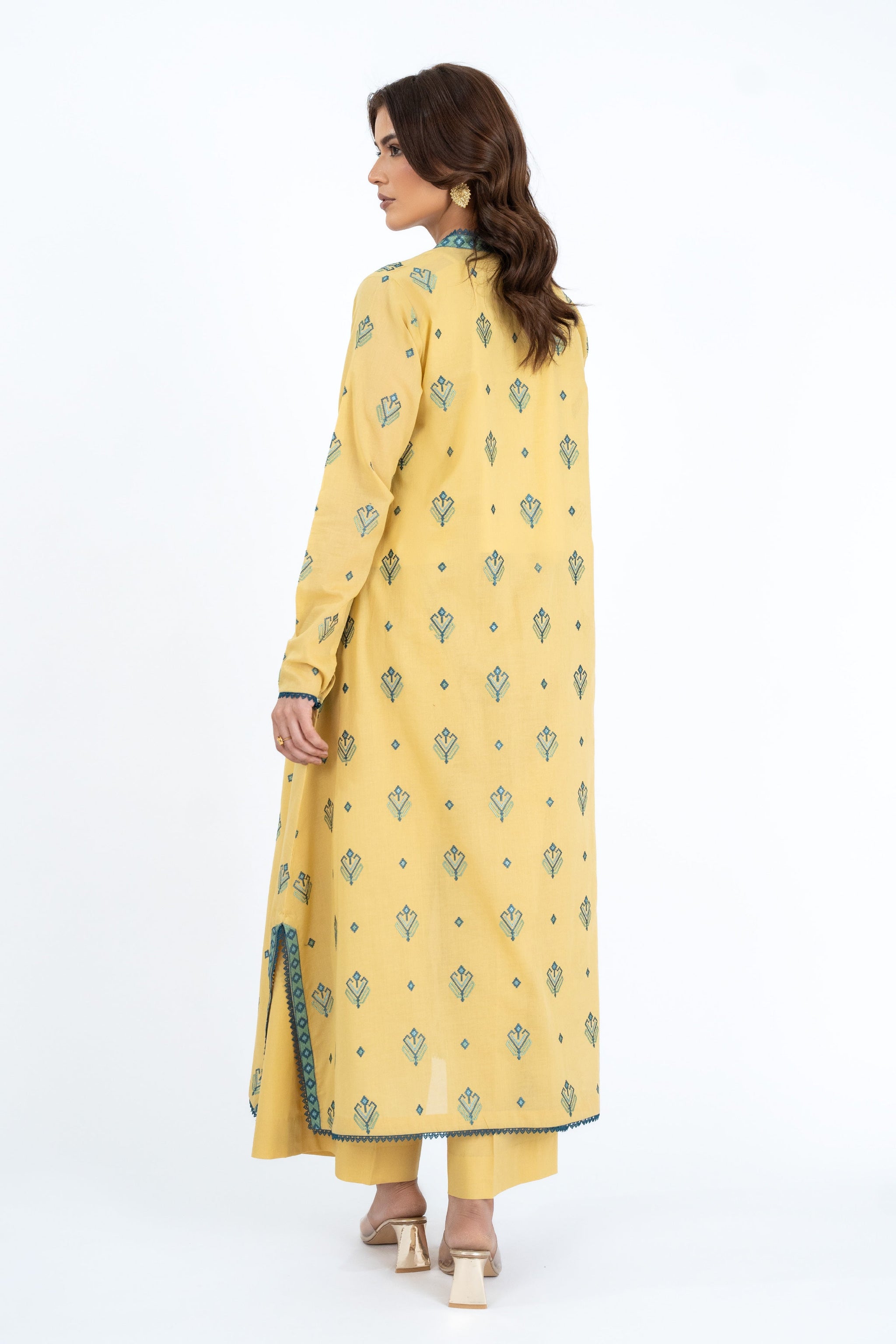 EMBROIDERED LAWN 2 PCS (UNSTITCHED)