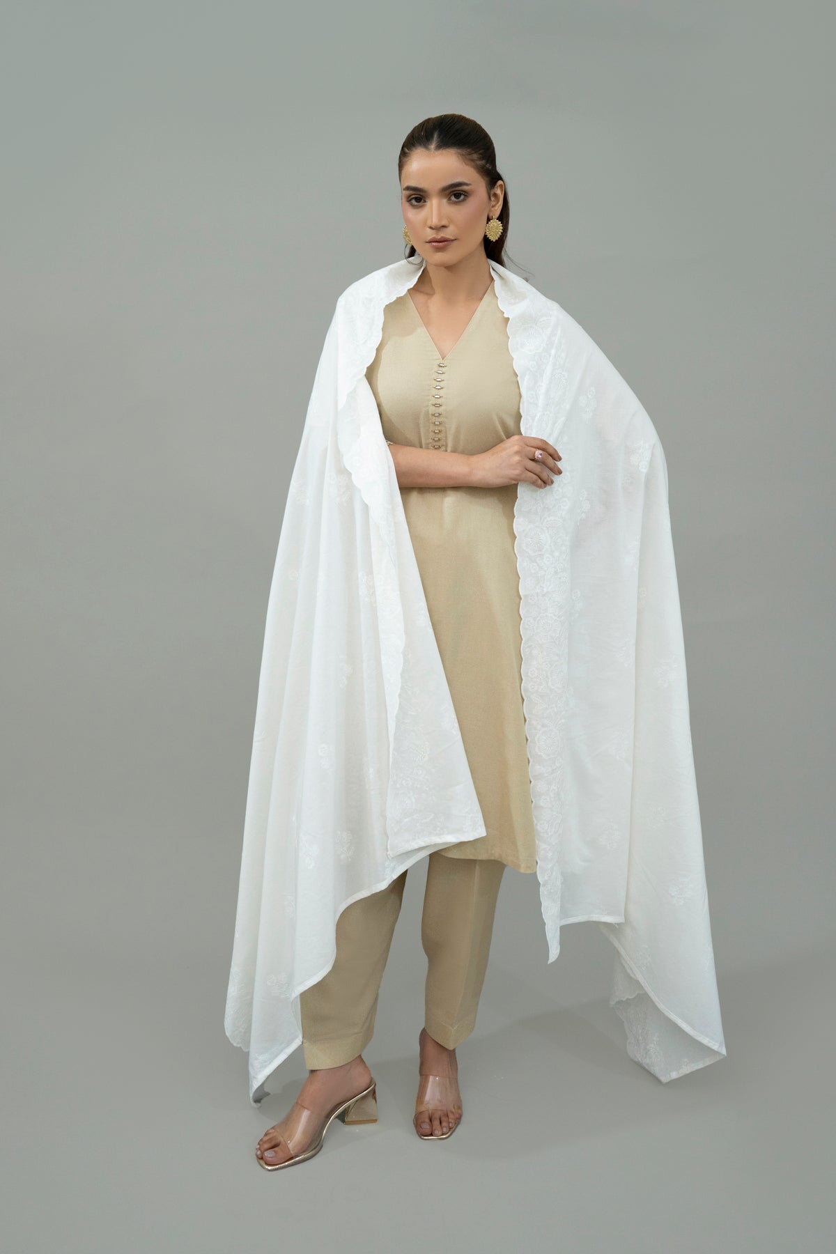 EMBROIDERED LAWN SHAWL (UNSTITCHED)