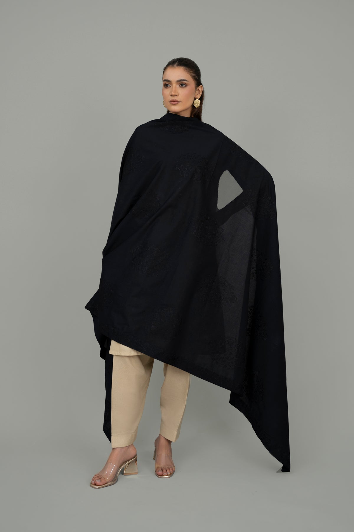 EMBROIDERED LAWN SHAWL (UNSTITCHED)