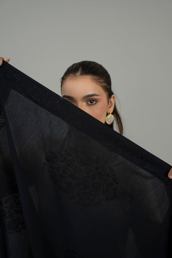 EMBROIDERED LAWN SHAWL (UNSTITCHED)