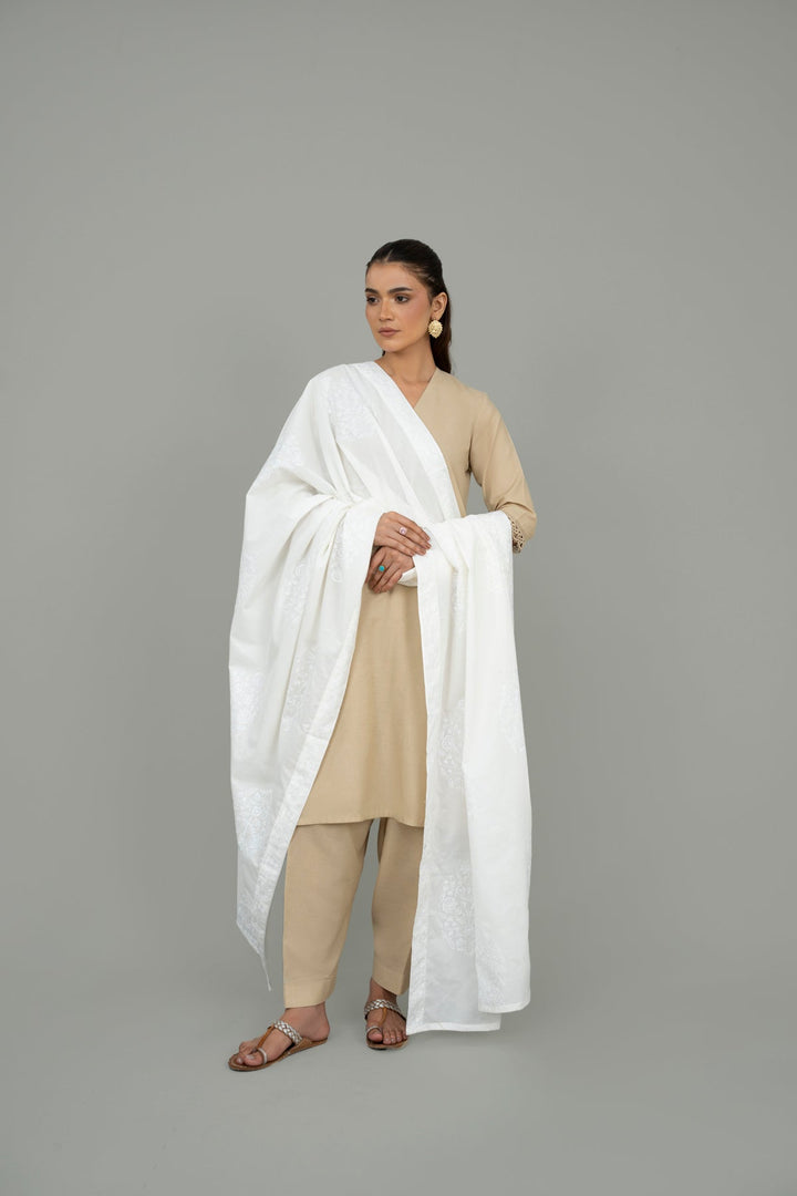 EMBROIDERED LAWN SHAWL (UNSTITCHED)
