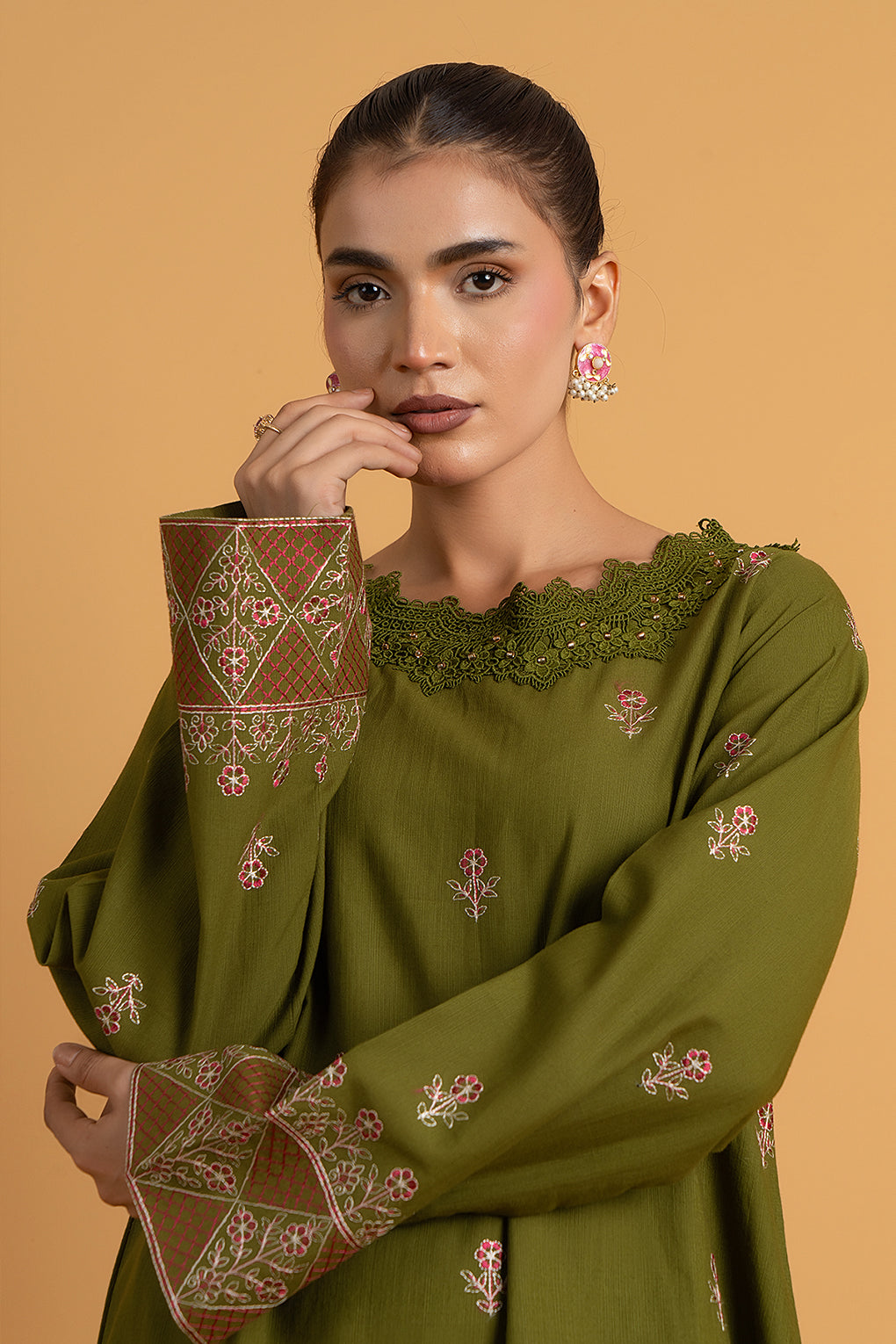 EMBROIDERED SLUB KHADDAR 2 PCS (UNSTITCHED)