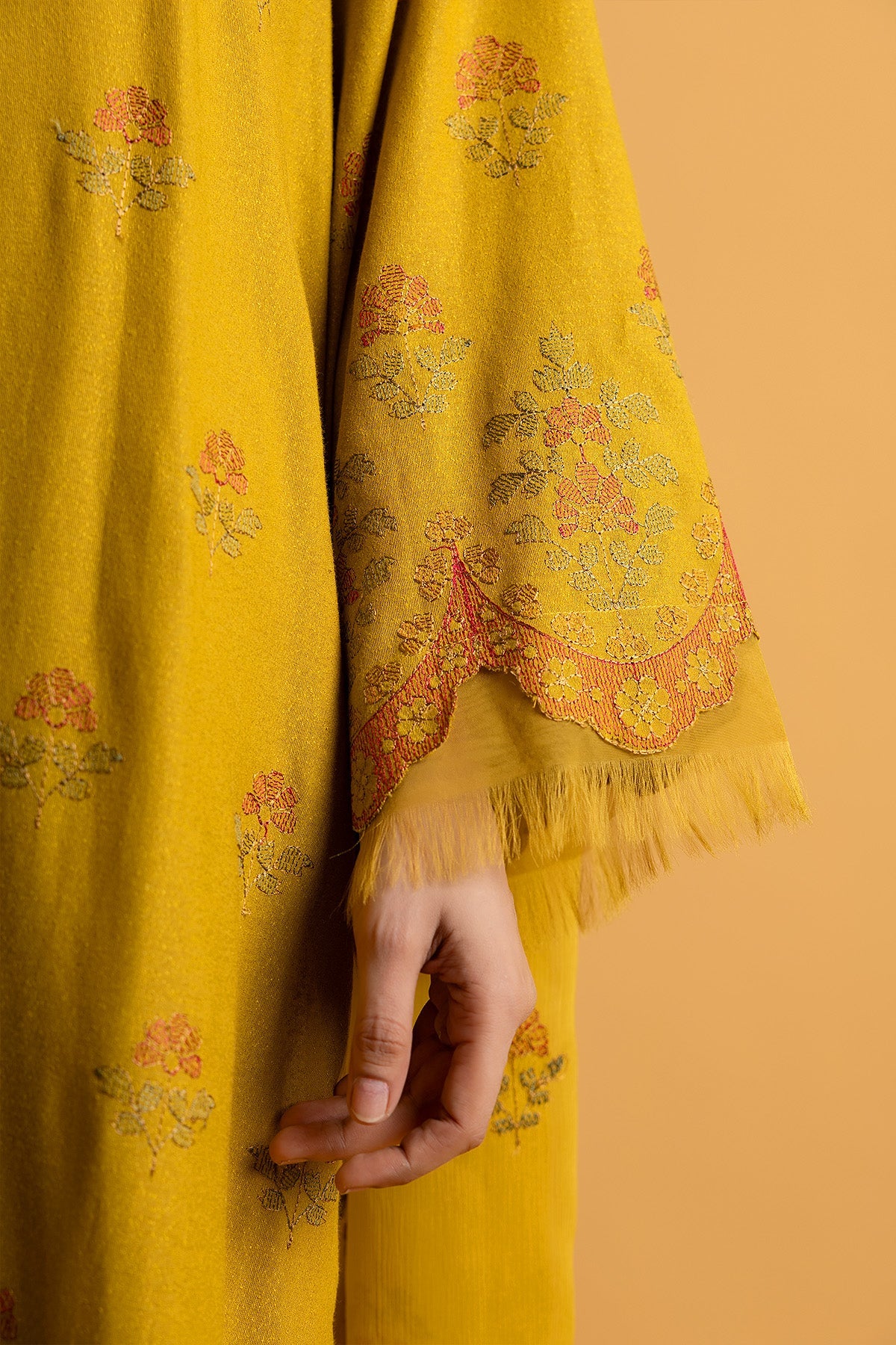 EMBROIDERED KARANDI LAWN 3 PCS (UNSTITCHED)