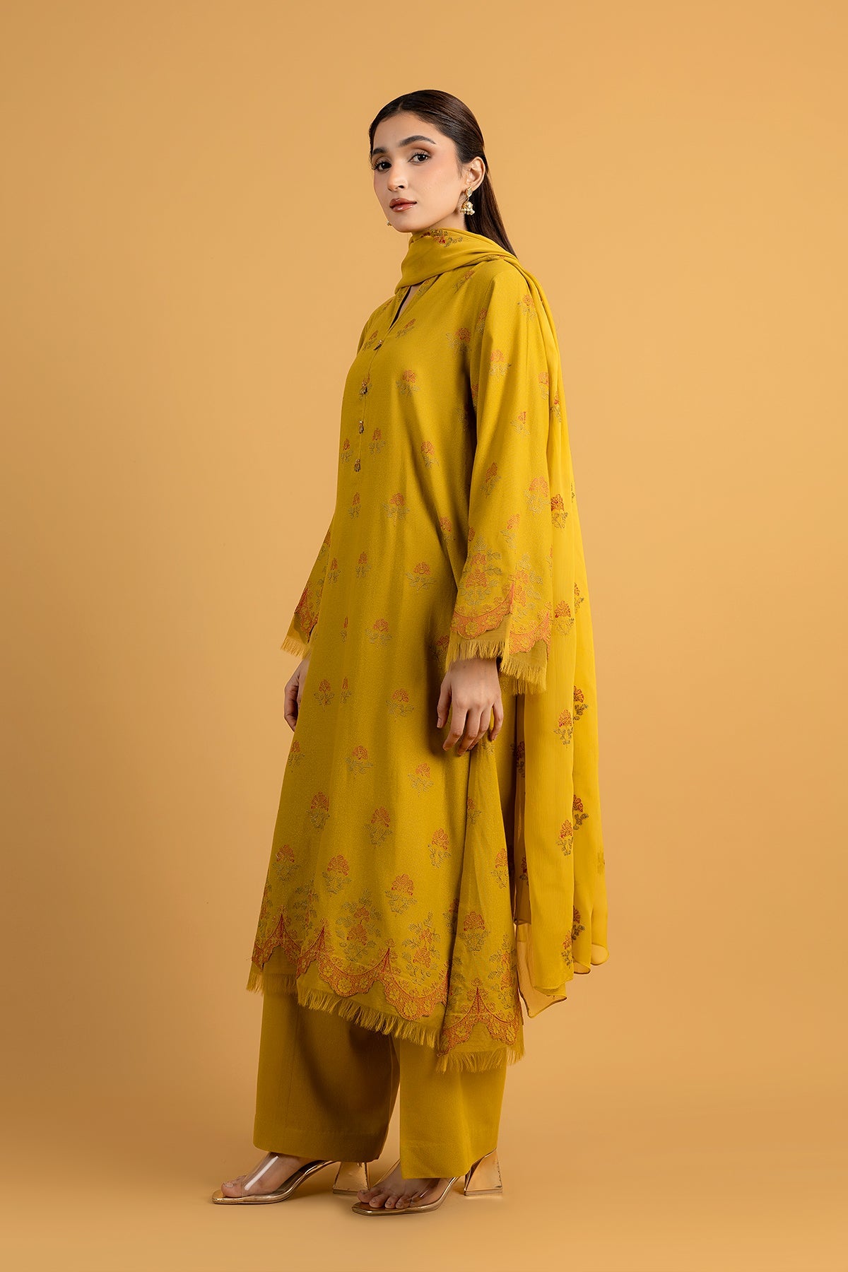 EMBROIDERED KARANDI LAWN 3 PCS (UNSTITCHED)