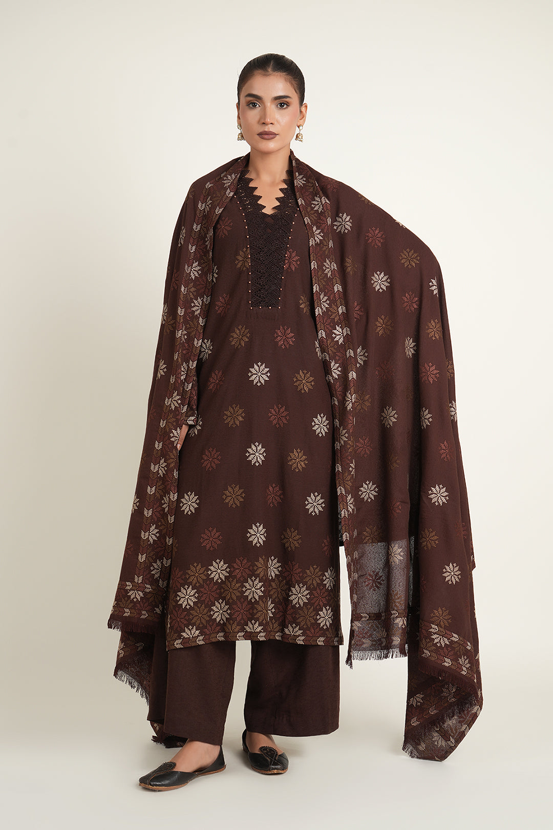 EMBROIDERED KARANDI LAWN SHAWL 1 PCS