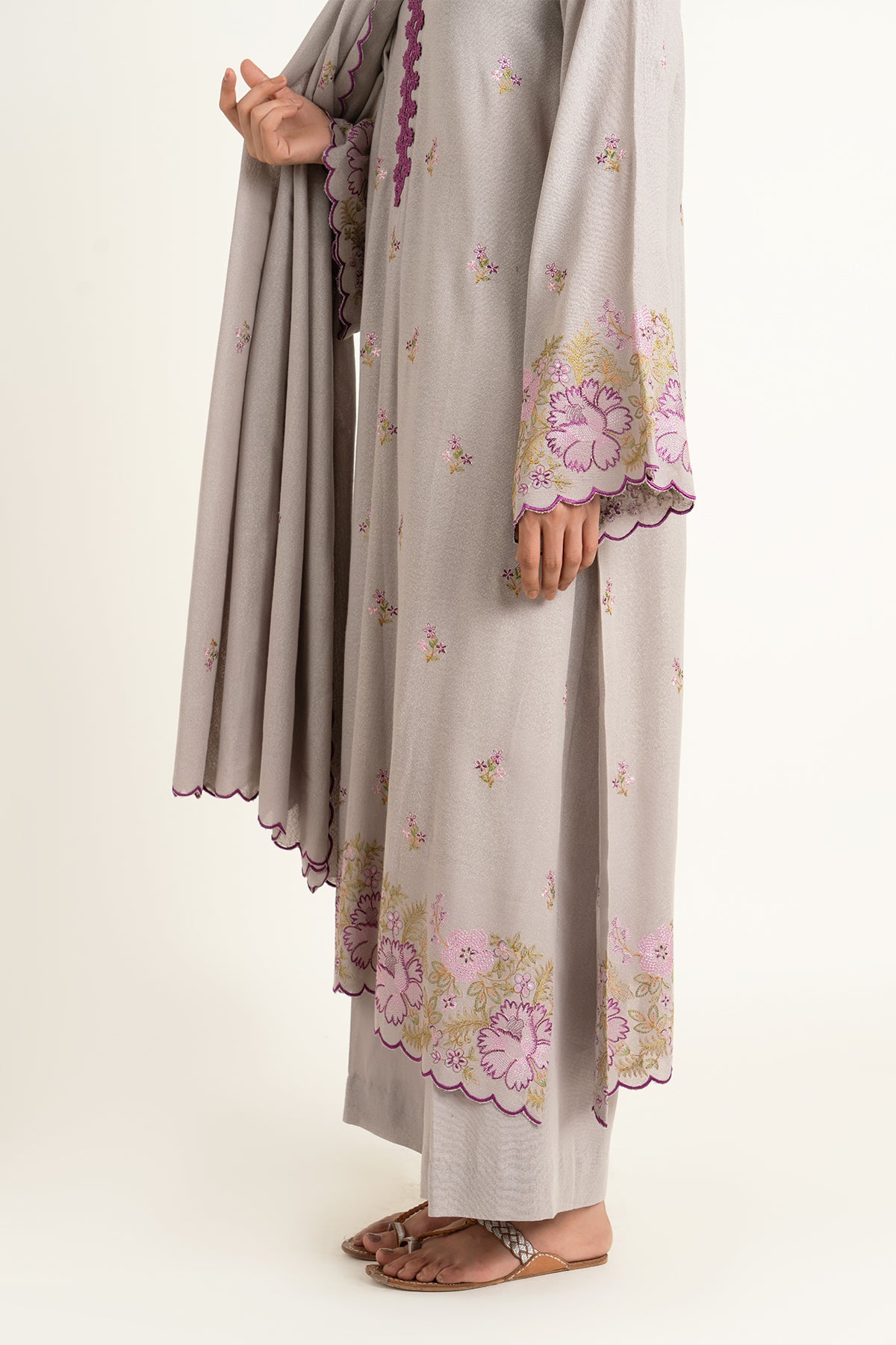 EMBROIDERED KARANDI LAWN 3 PCS (UNSTITCHED)