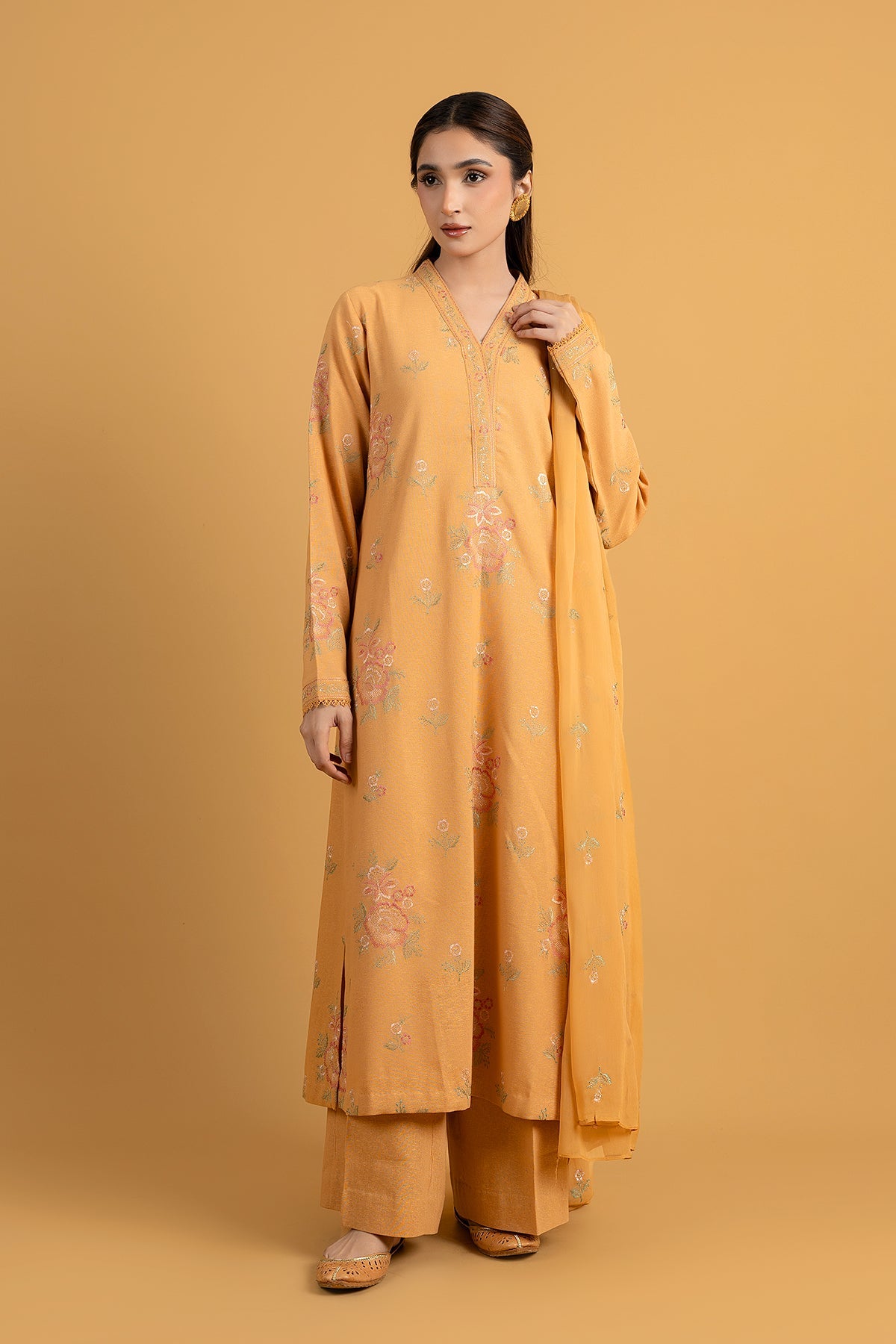 EMBROIDERED COTTON KARANDI 3 PCS (UNSTITCHED)
