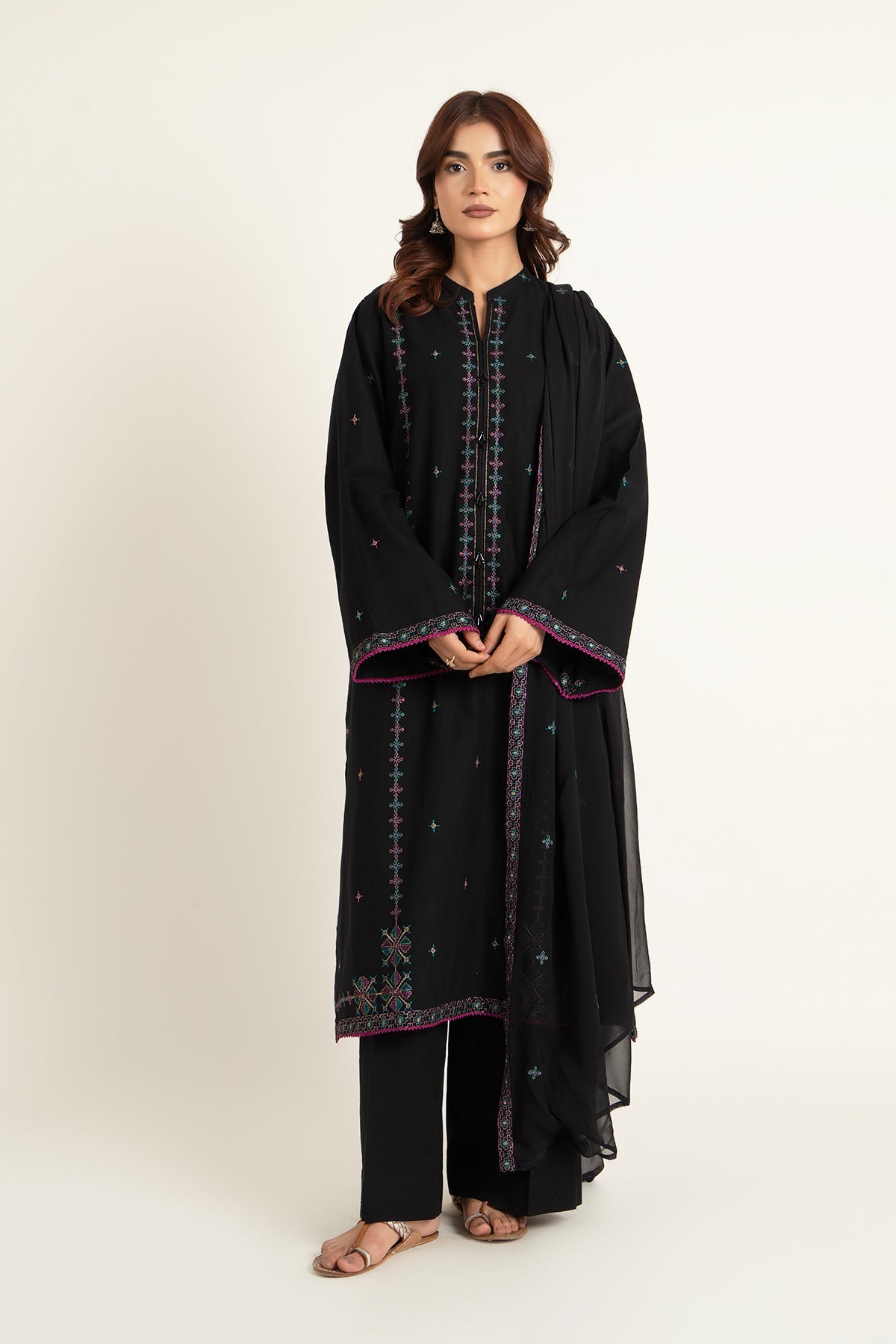 EMBROIDERED SLUB KHADDAR 3 PCS (UNSTITCHED)