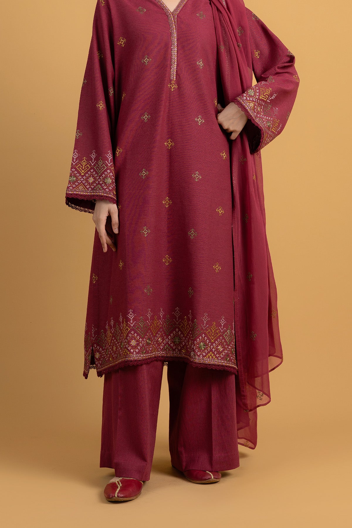 EMBROIDERED COTTON KARANDI 3 PCS (UNSTITCHED)