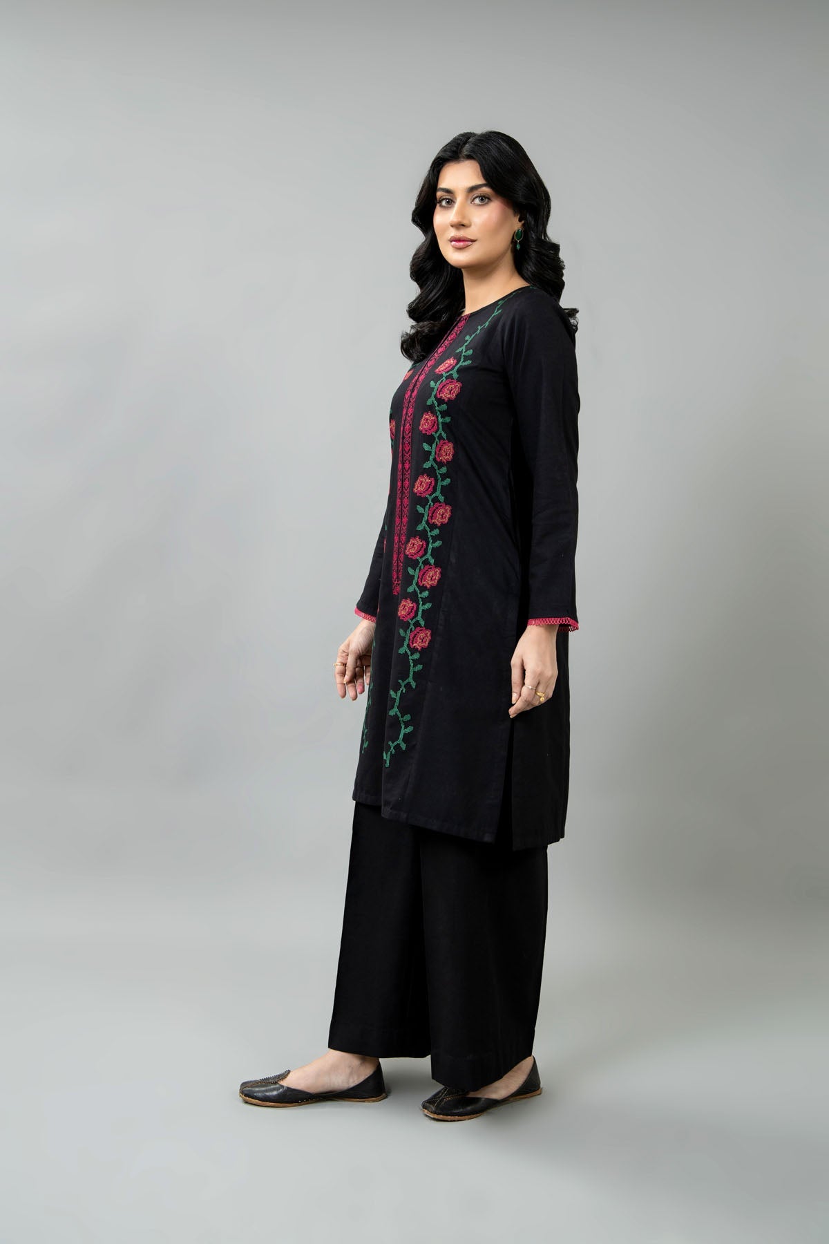 PRET EMBROIDERED SLUB KHADDAR 1 PCS
