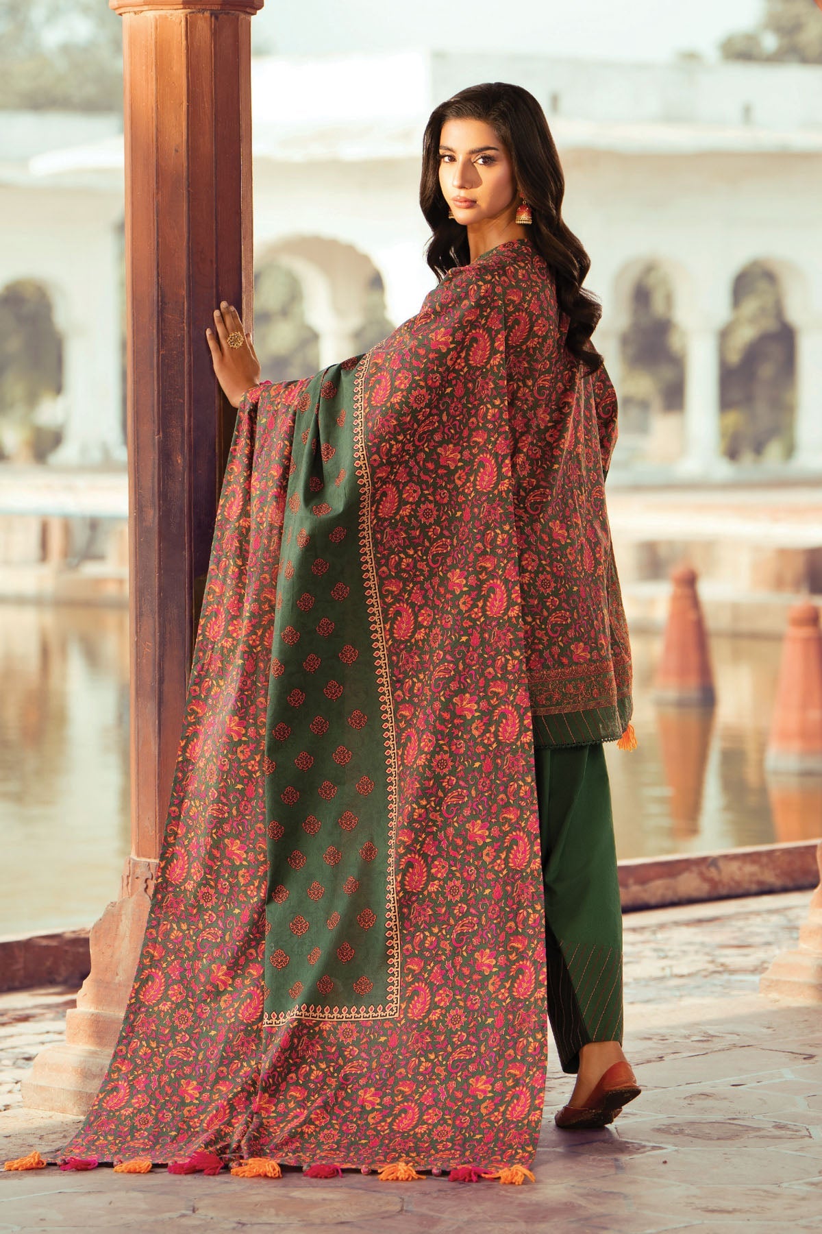 PRINTED & EMBROIDERED LAWN 3 PCS (UNSTITCHED)