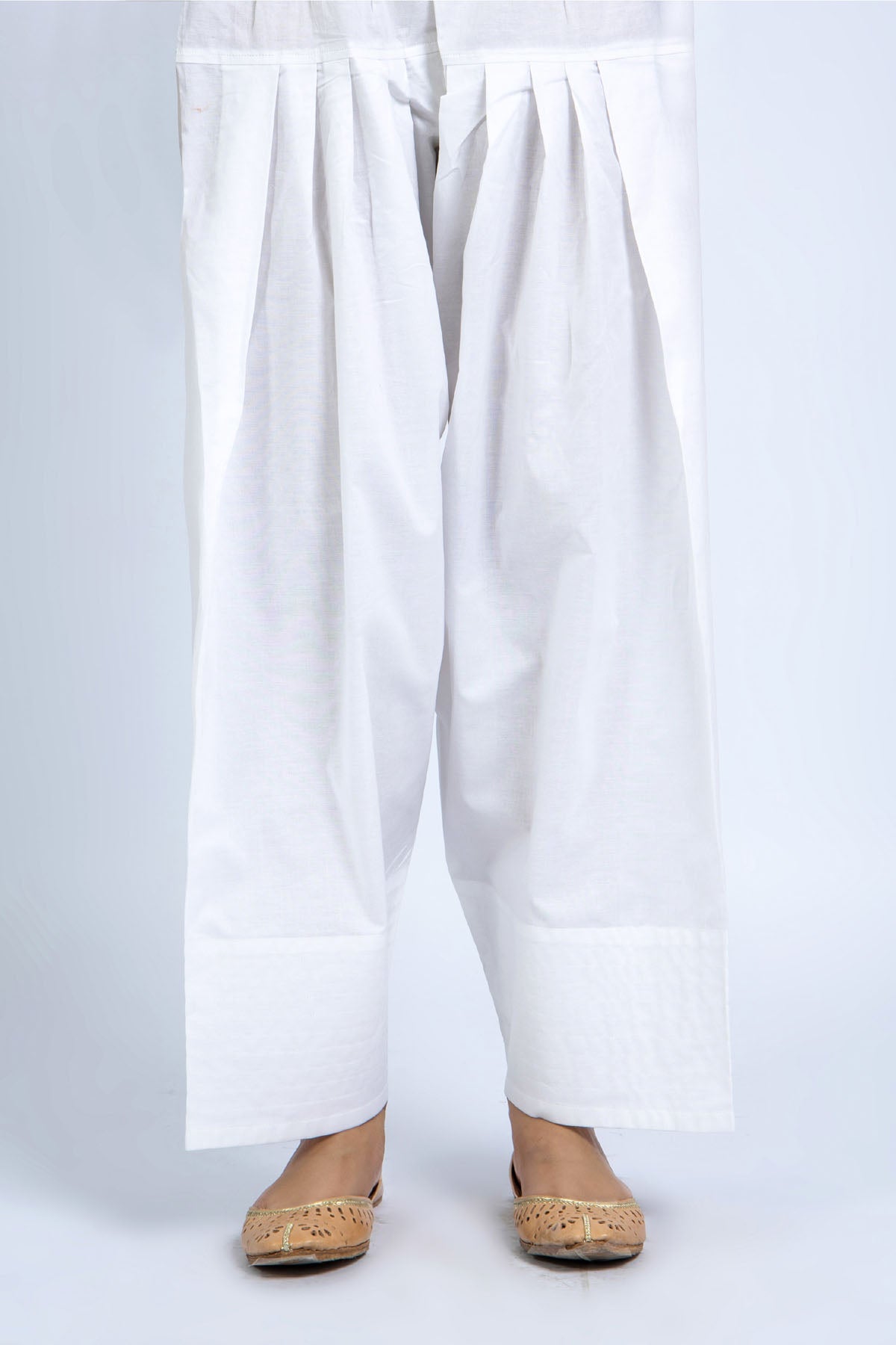 EMBROIDERED CAMBRIC FARSHI SHALWAR