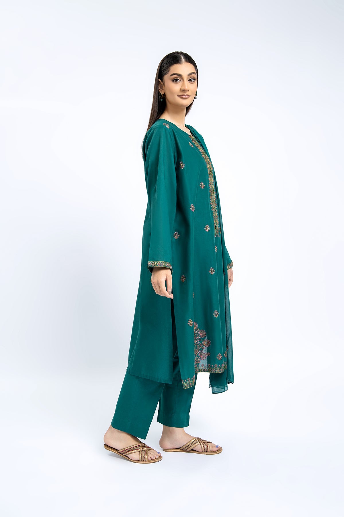 PRET EMBROIDERED LAWN 3 PCS