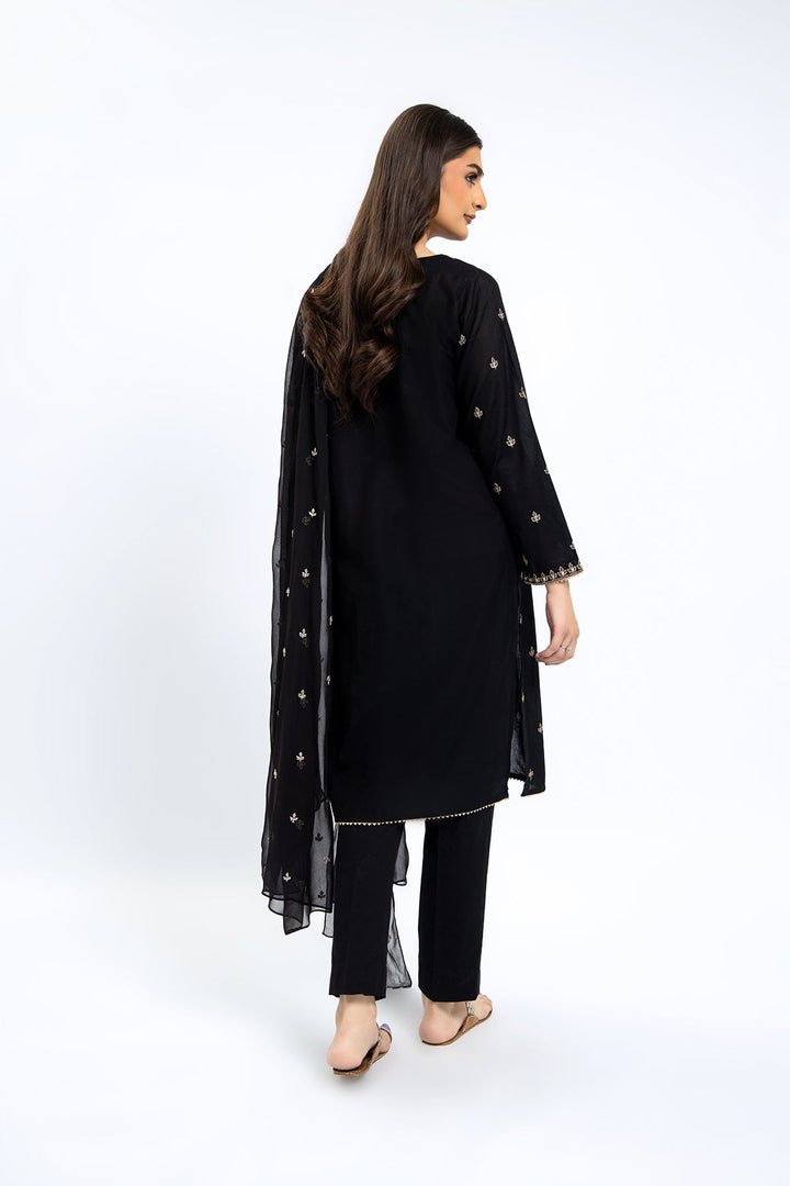 PRET EMBROIDERED LAWN 3 PCS
