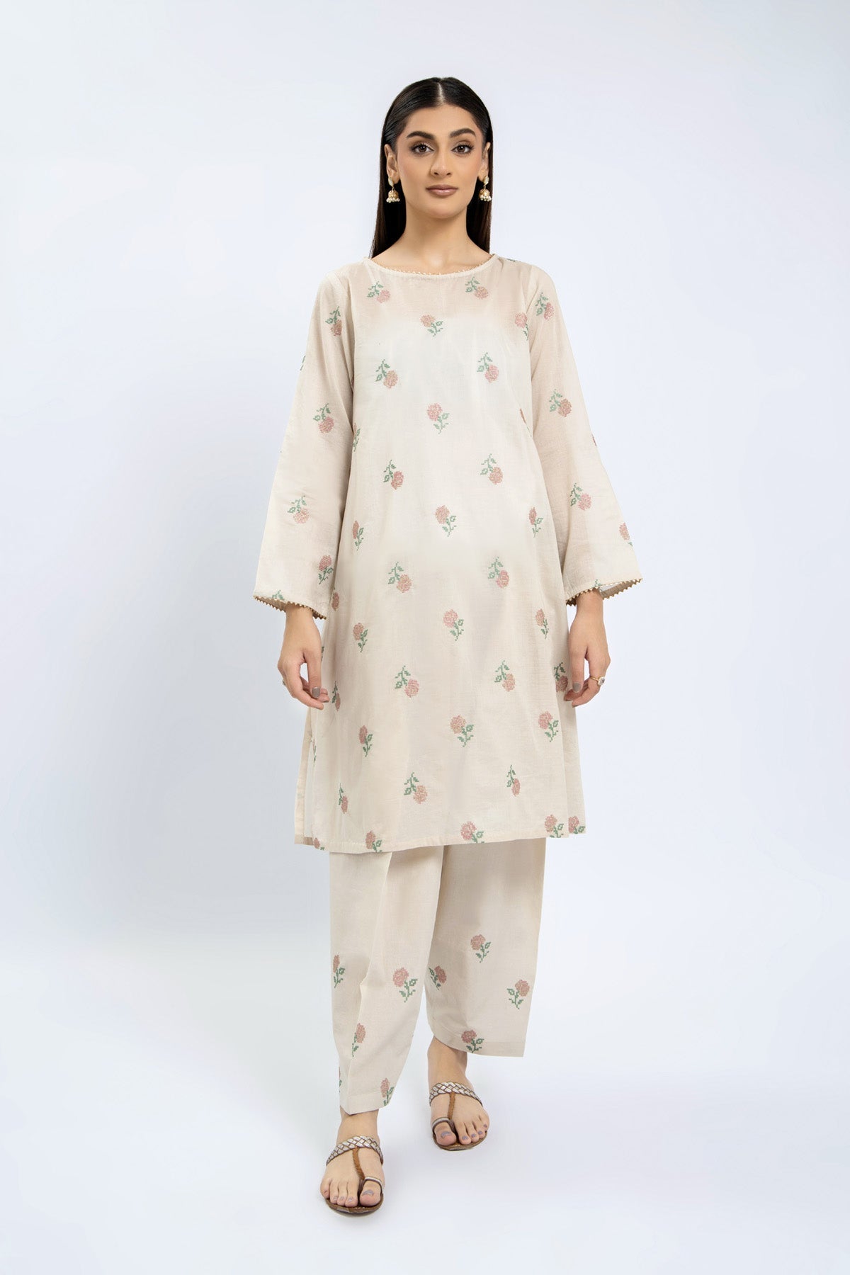 PRET EMBROIDERED LAWN 2 PCS