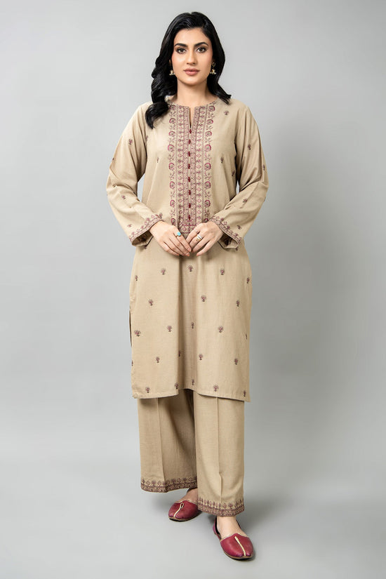 PRET EMBROIDERED KARANDI LAWN 2 PCS
