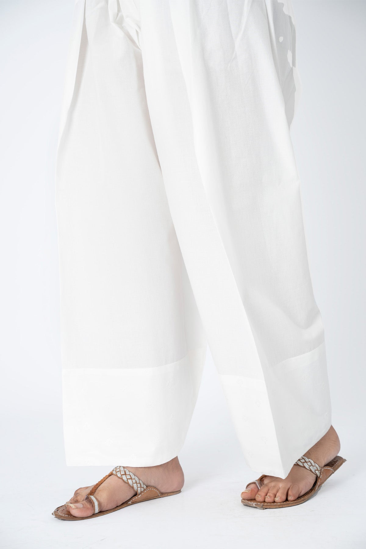 EMBROIDERED CAMBRIC SHALWAR