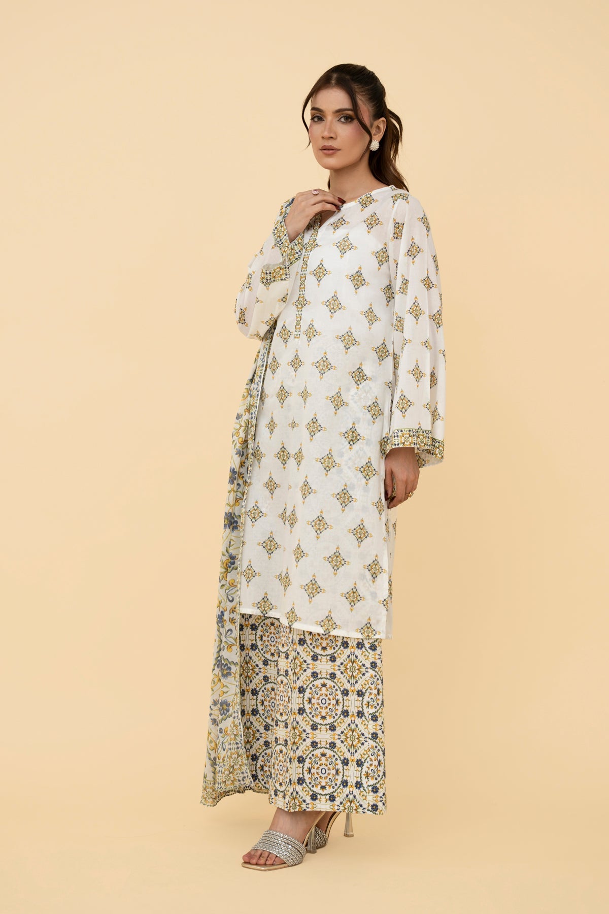 PRET PRINTED LAWN 3 PCS