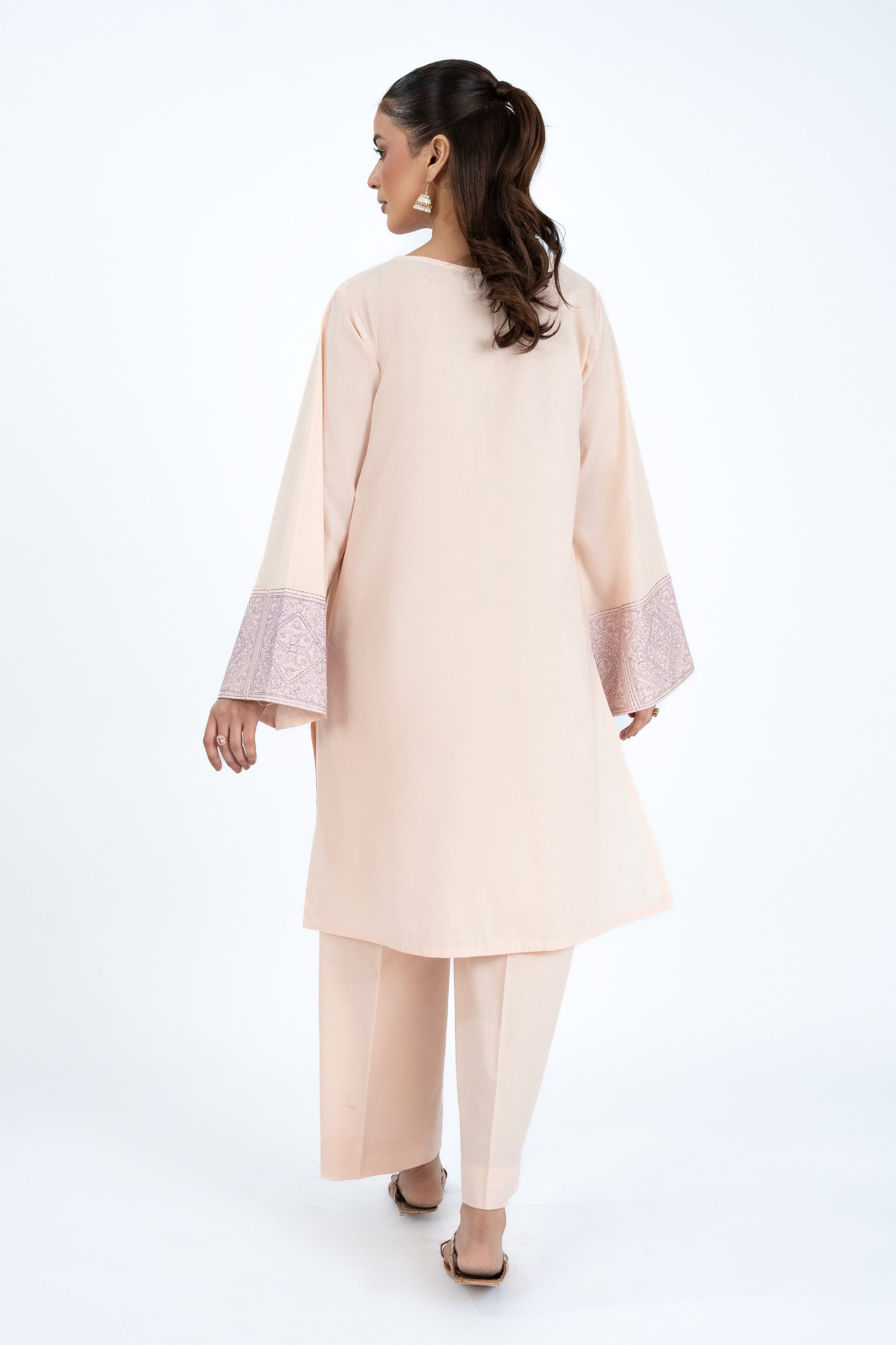 PRET EMBROIDERED LAWN 2 PCS