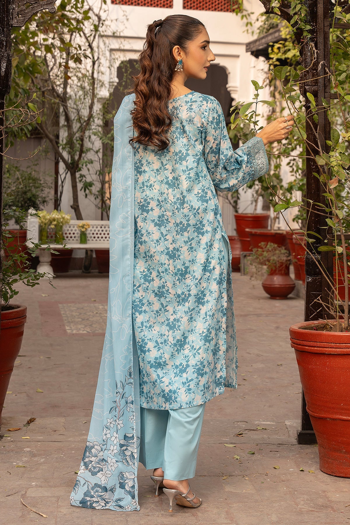 PRET EMBROIDERED & PRINTED LAWN 3 PCS