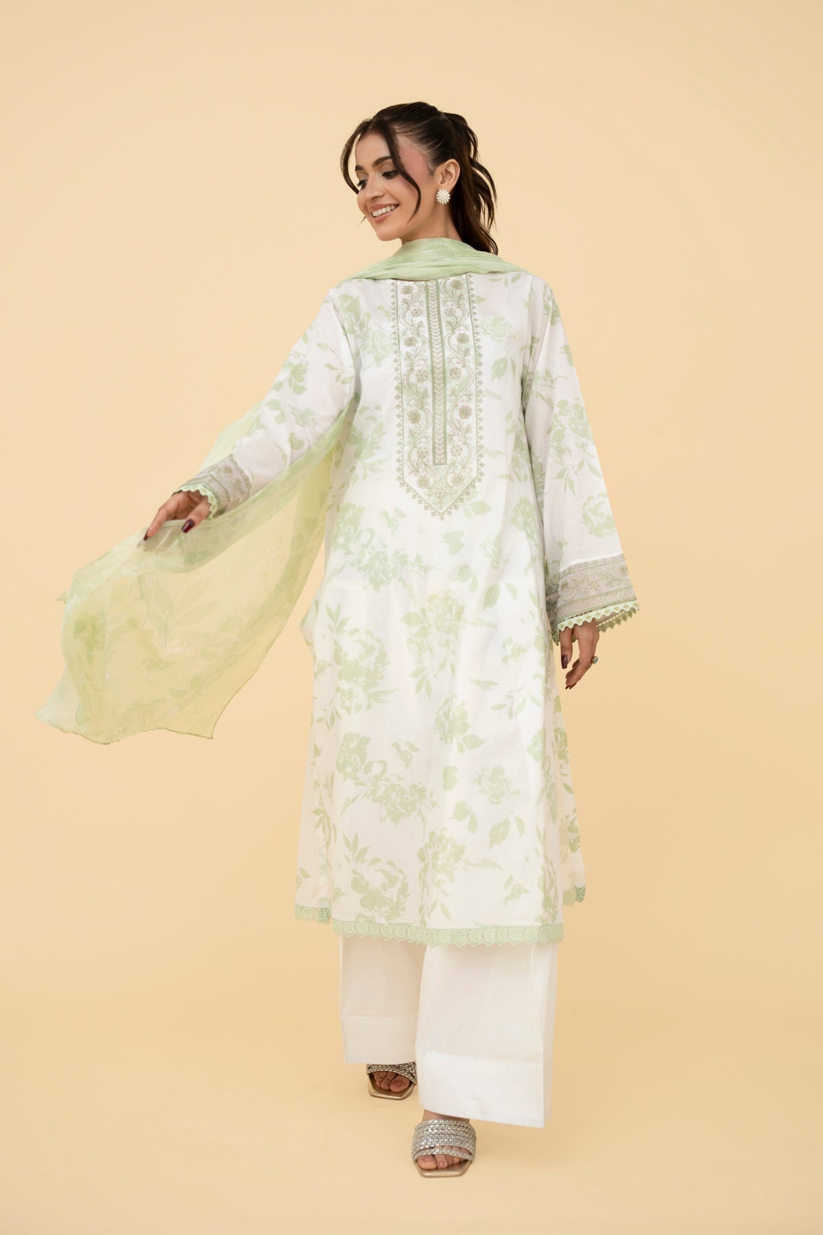 PRINTED & EMBROIDERED LAWN 2 PCS (UNSTITCHED)