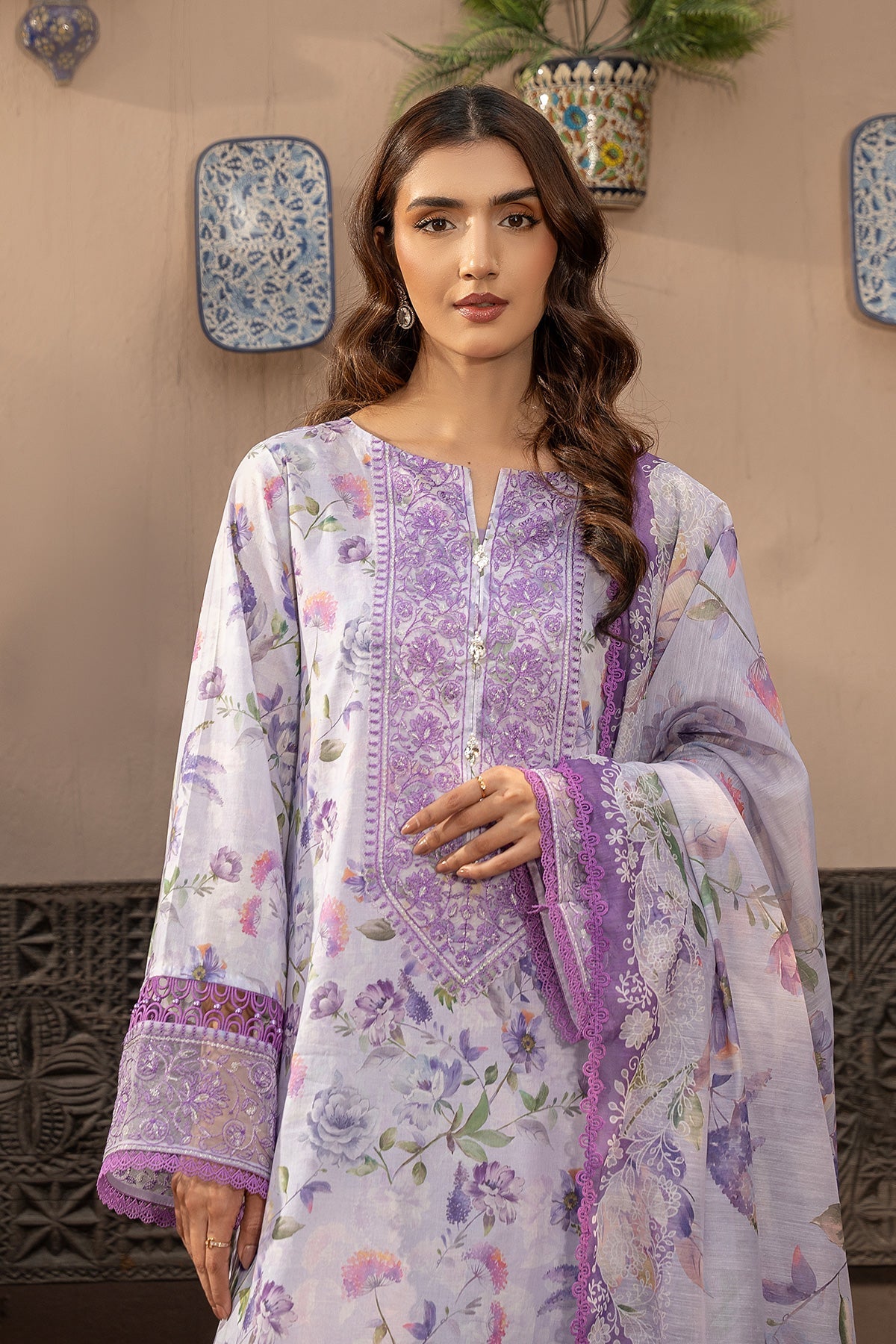 EMBROIDERED & PRINTED LAWN 3 PCS (UNSTITCHED)