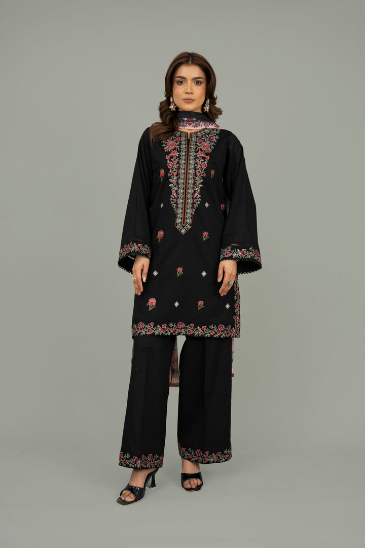 PRET EMBROIDERED & PRINTED LAWN 3 PCS