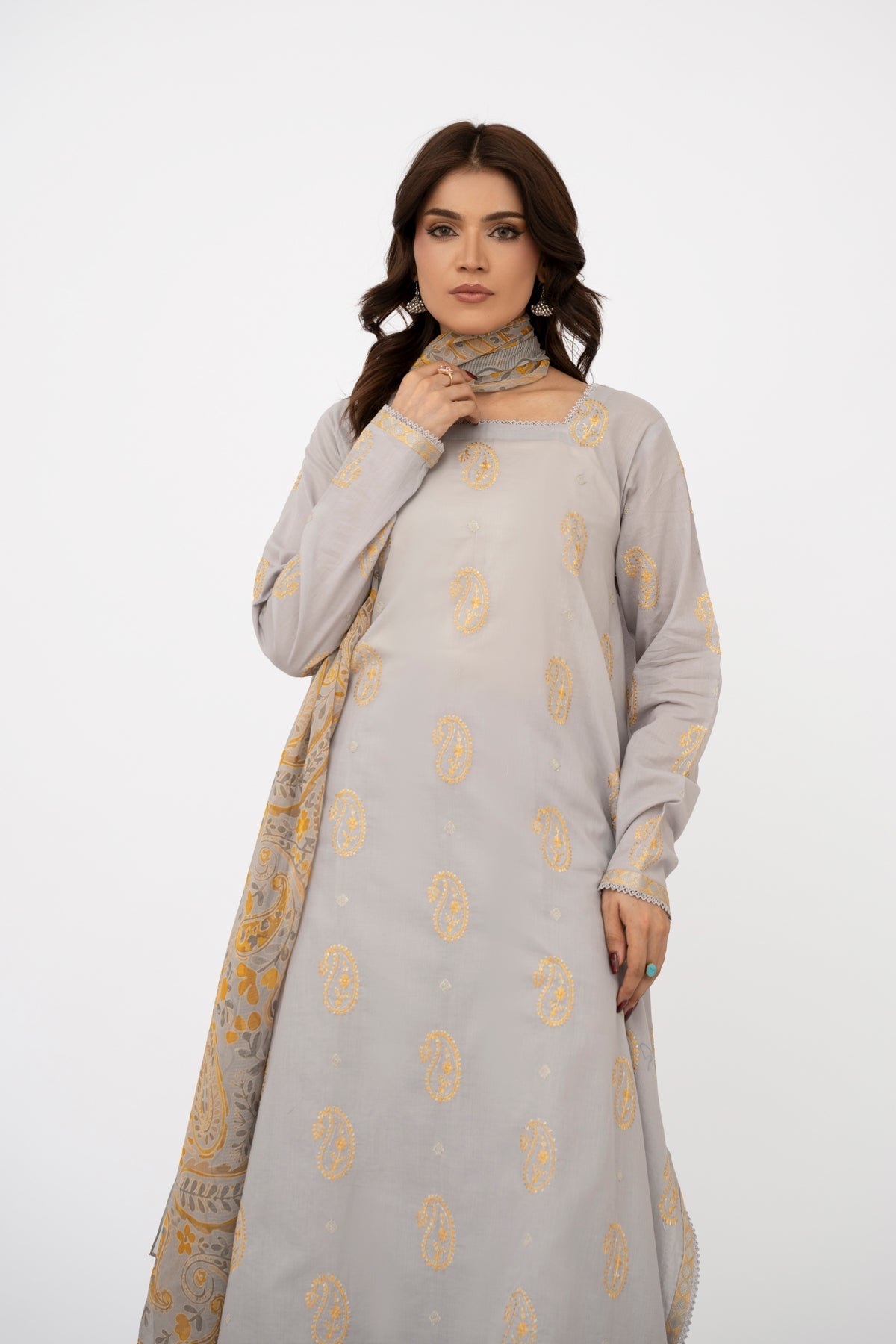 PRINTED & EMBROIDERED LAWN 3 PCS (UNSTITCHED)