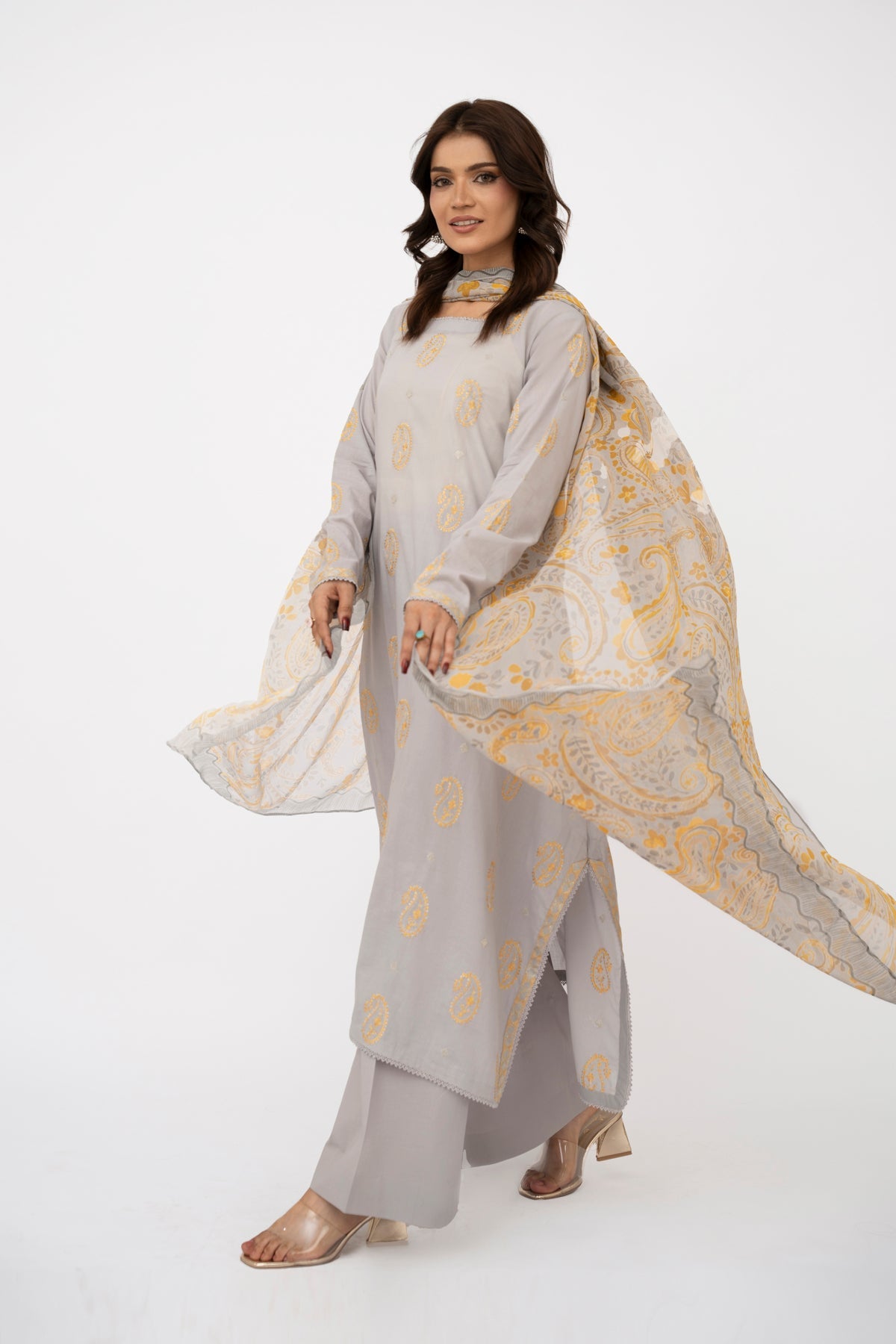 PRINTED & EMBROIDERED LAWN 3 PCS (UNSTITCHED)
