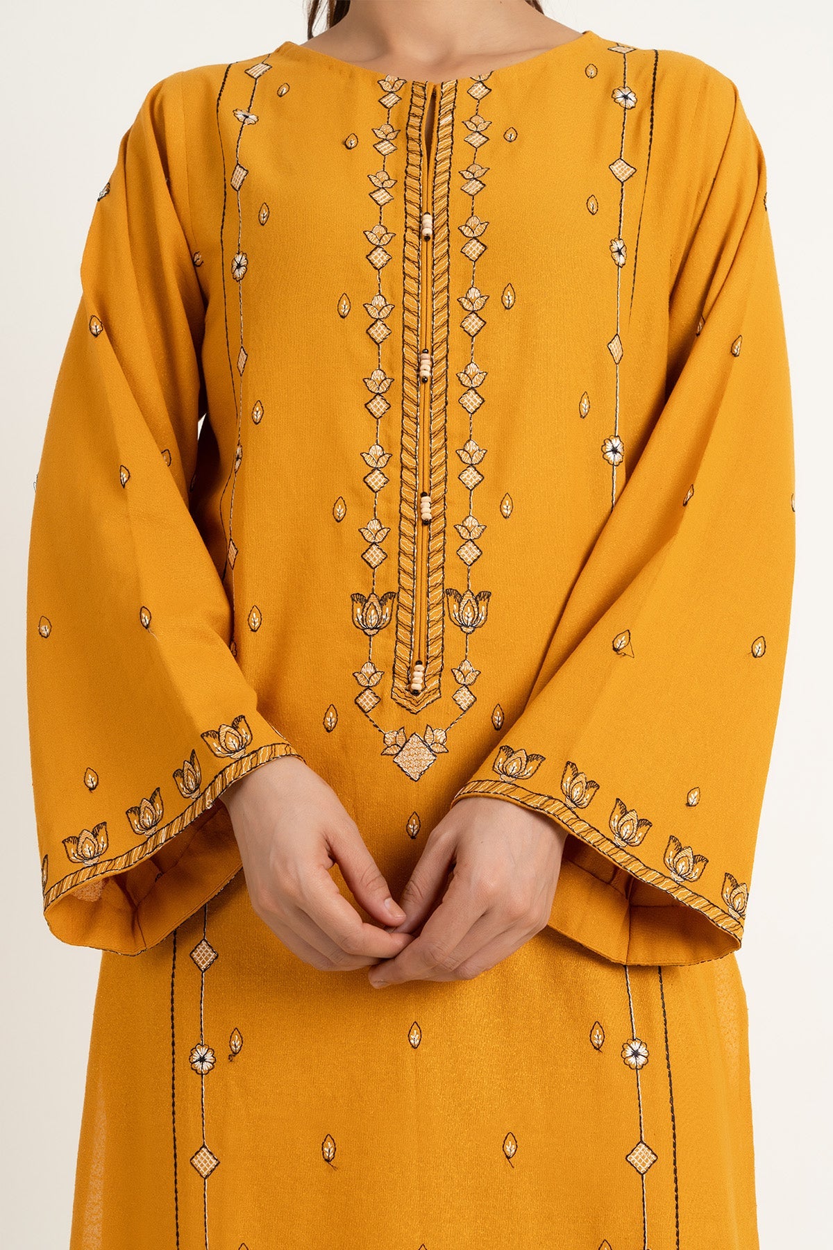 PRET EMBROIDERED KARANDI LAWN 2 PCS