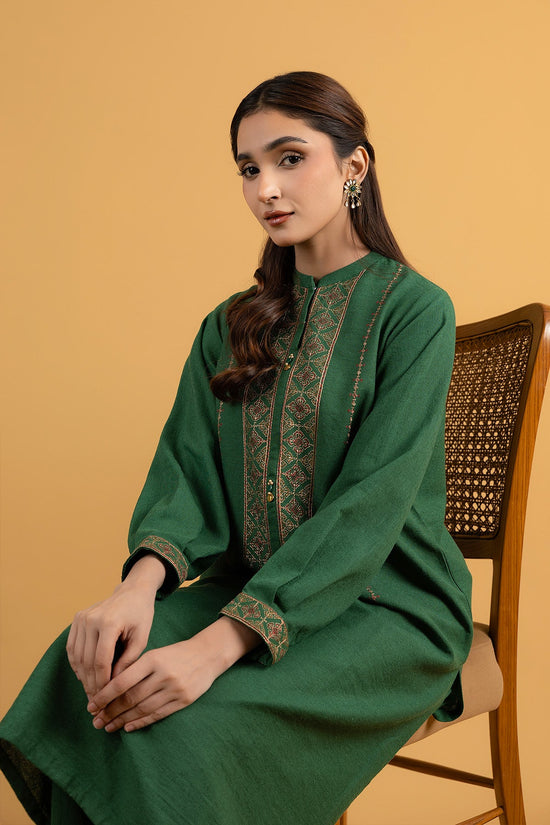 PRET EMBROIDERED COTTON KARANDI 2 PCS