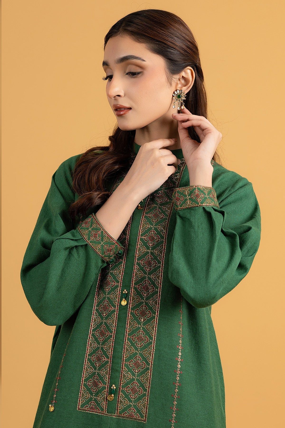 PRET EMBROIDERED COTTON KARANDI 2 PCS