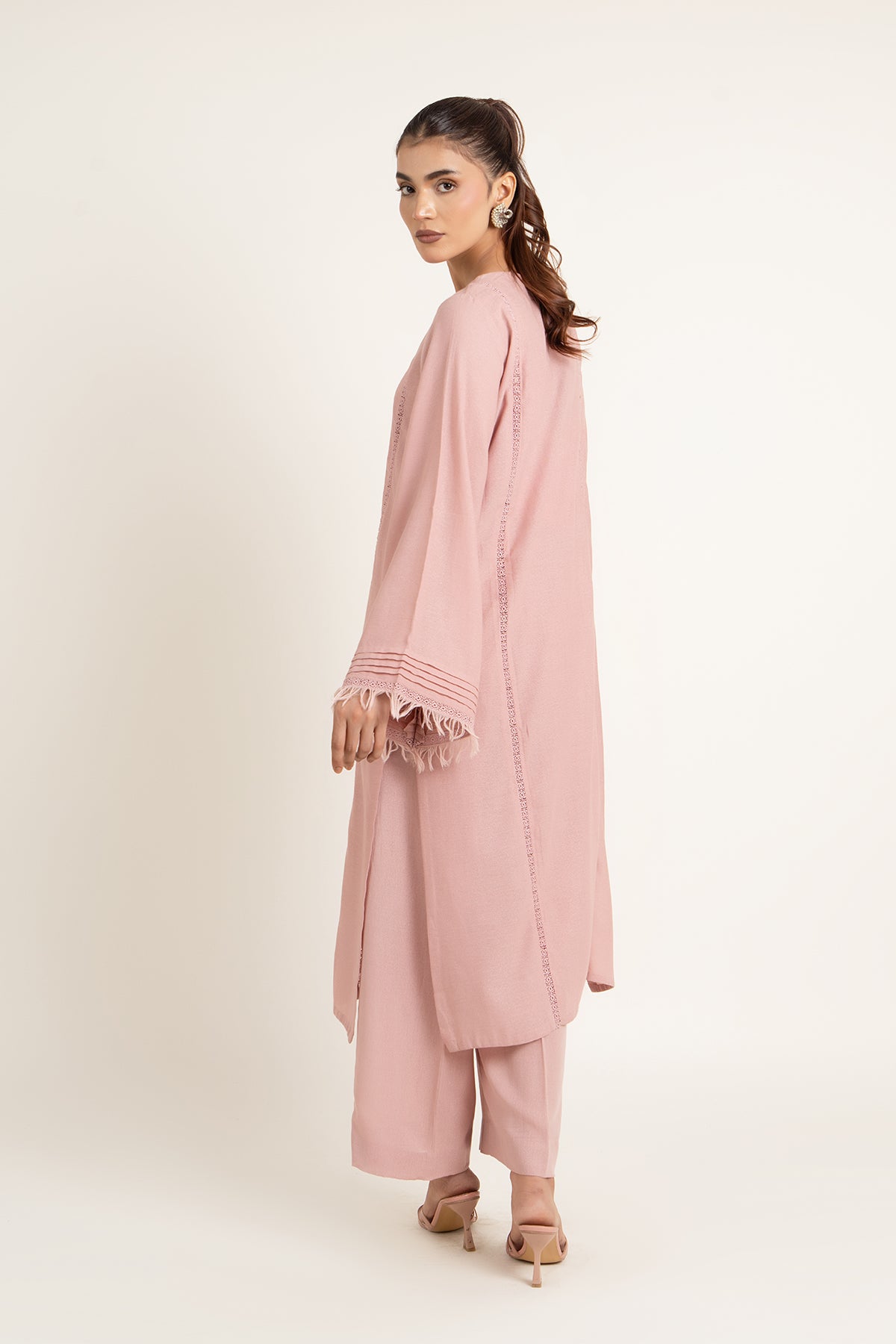PRET EMBROIDERED KARANDI LAWN 2 PCS