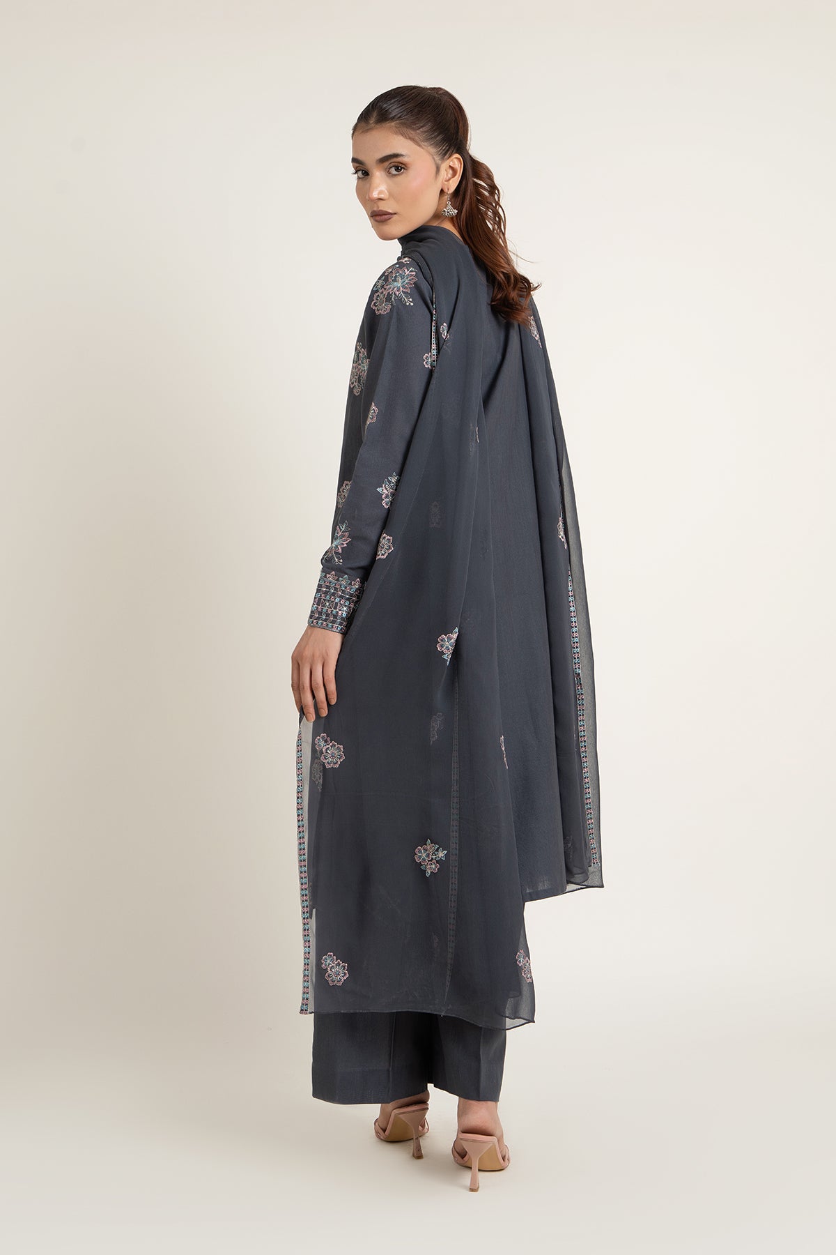 PRET EMBROIDERED SLUB KHADDAR 3 PCS