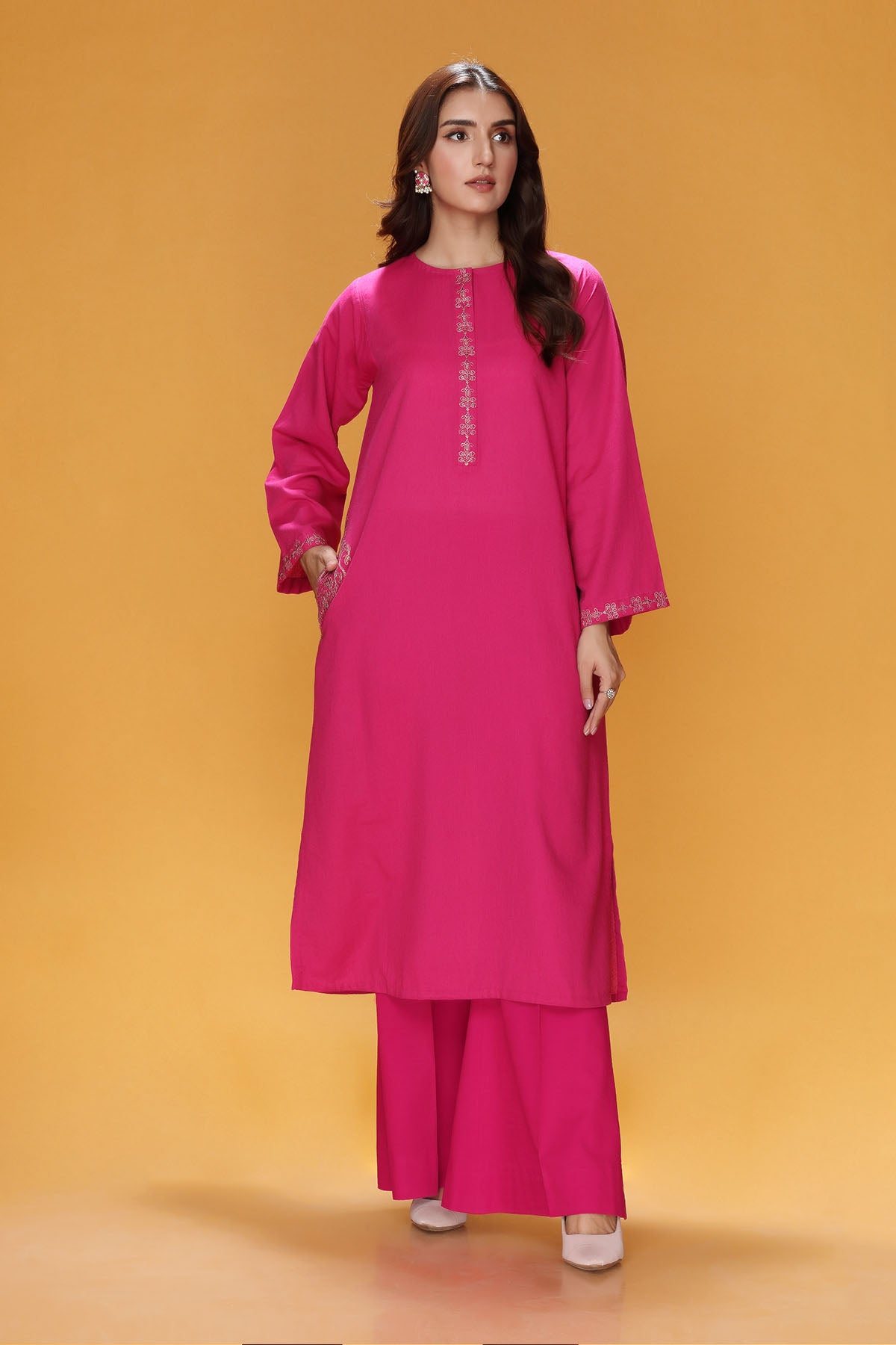 PRET EMBROIDERED KARANDI LAWN 1 PCS