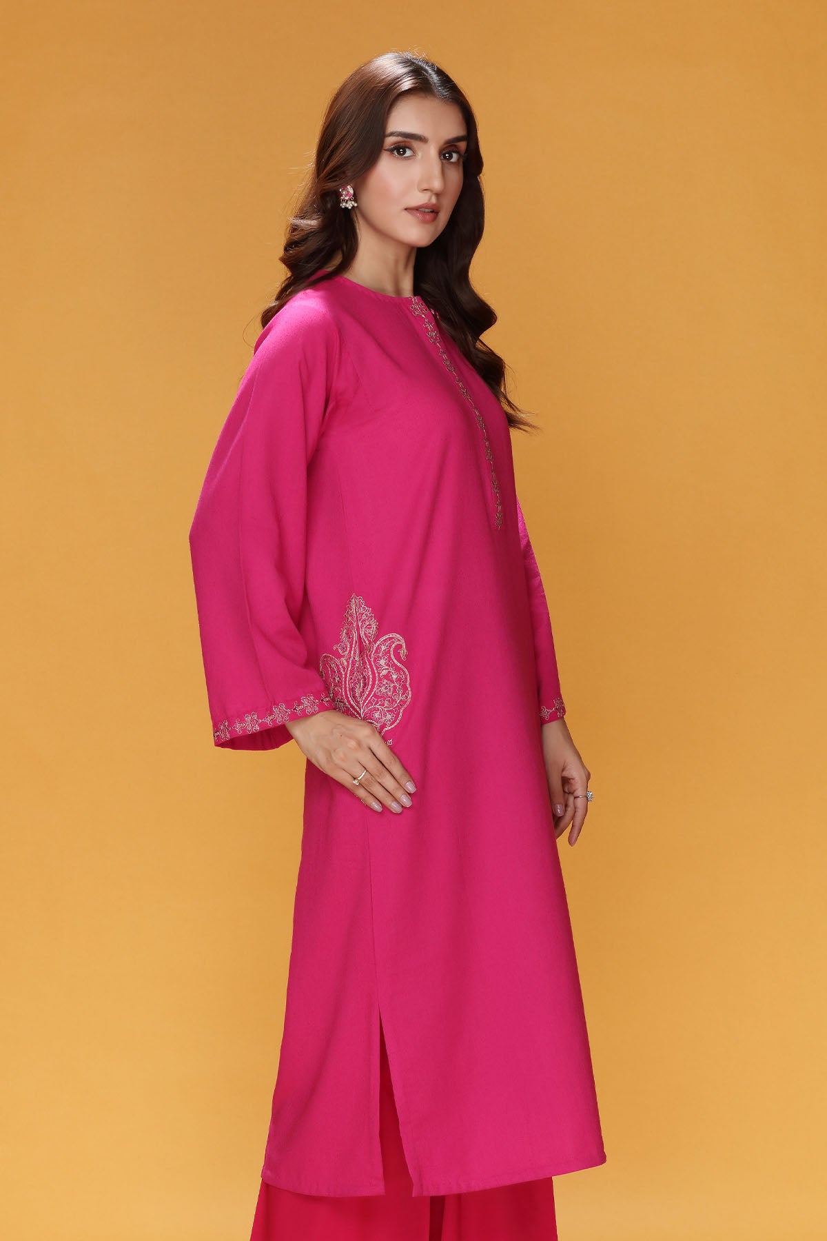 PRET EMBROIDERED KARANDI LAWN 1 PCS