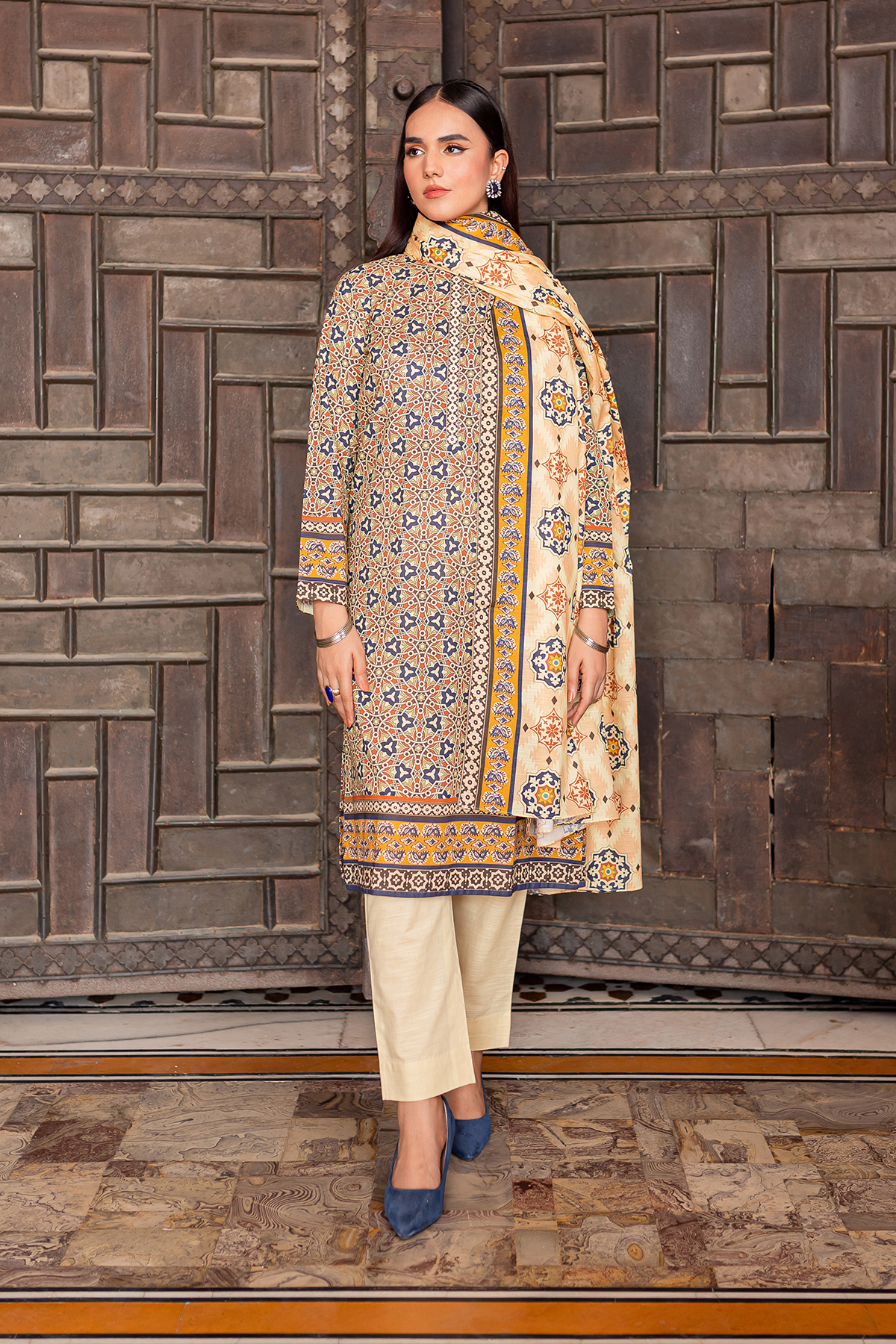 PRET PRINTED KHADDAR 3 PCS