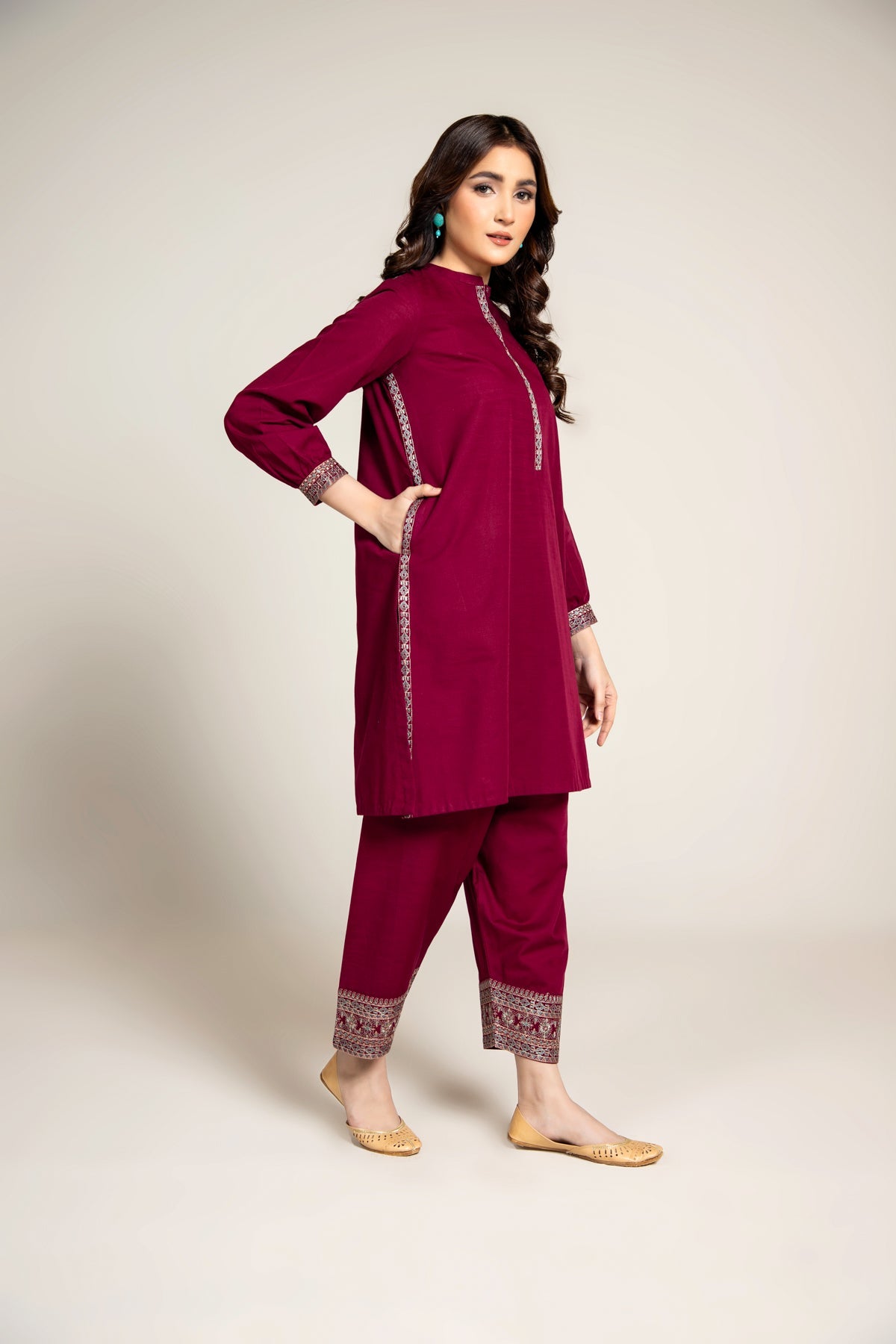 PRET EMBROIDERED  SLUB KHADDAR  2 PCS